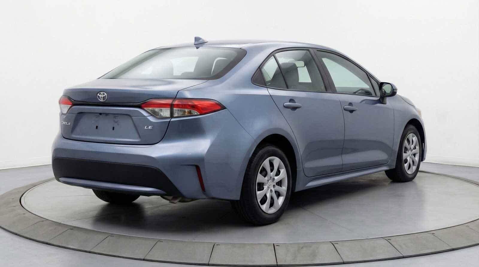 Thumbnail: 2023 Toyota Corolla - 8