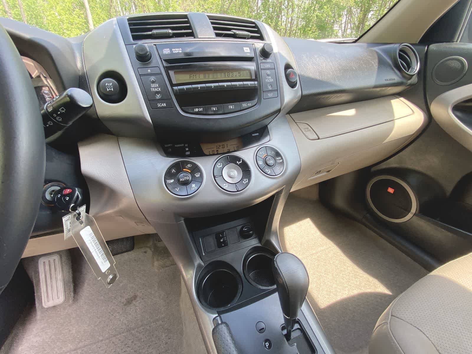 2008 Toyota RAV4 Limited 20