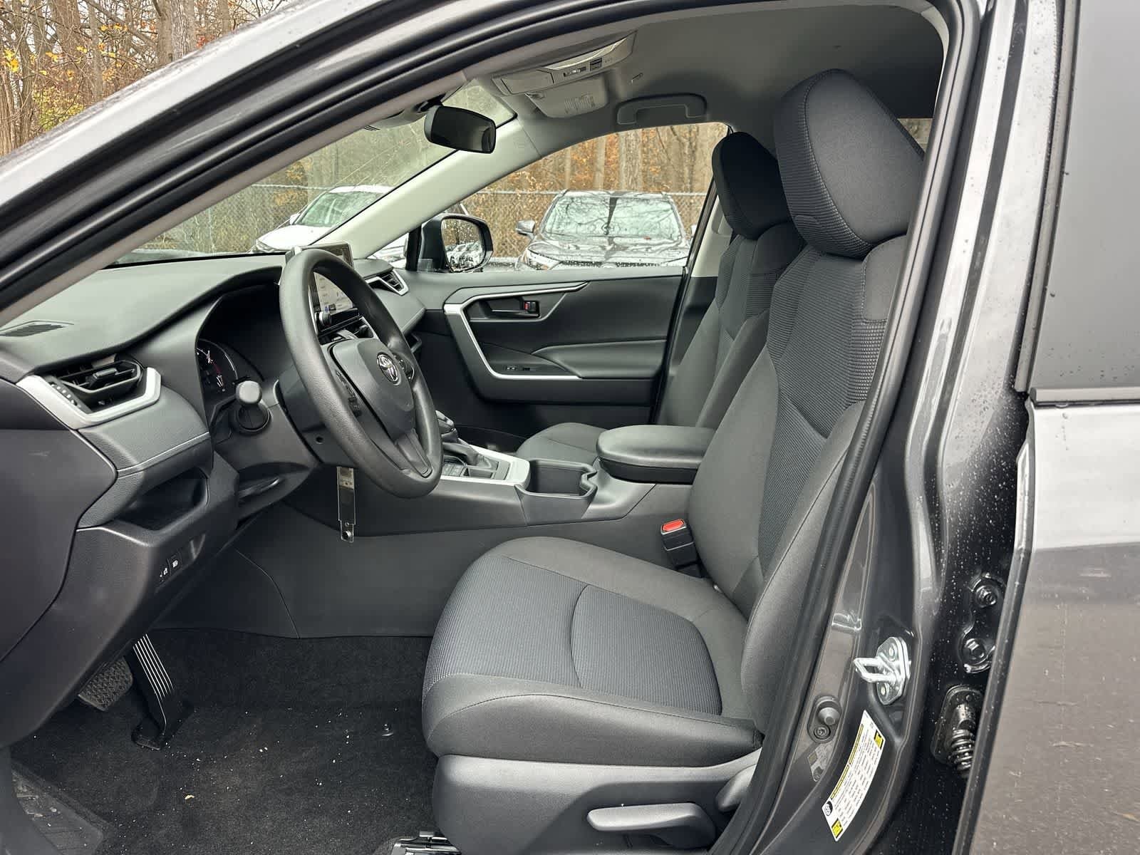 Thumbnail: 2025 Toyota RAV4 - 23