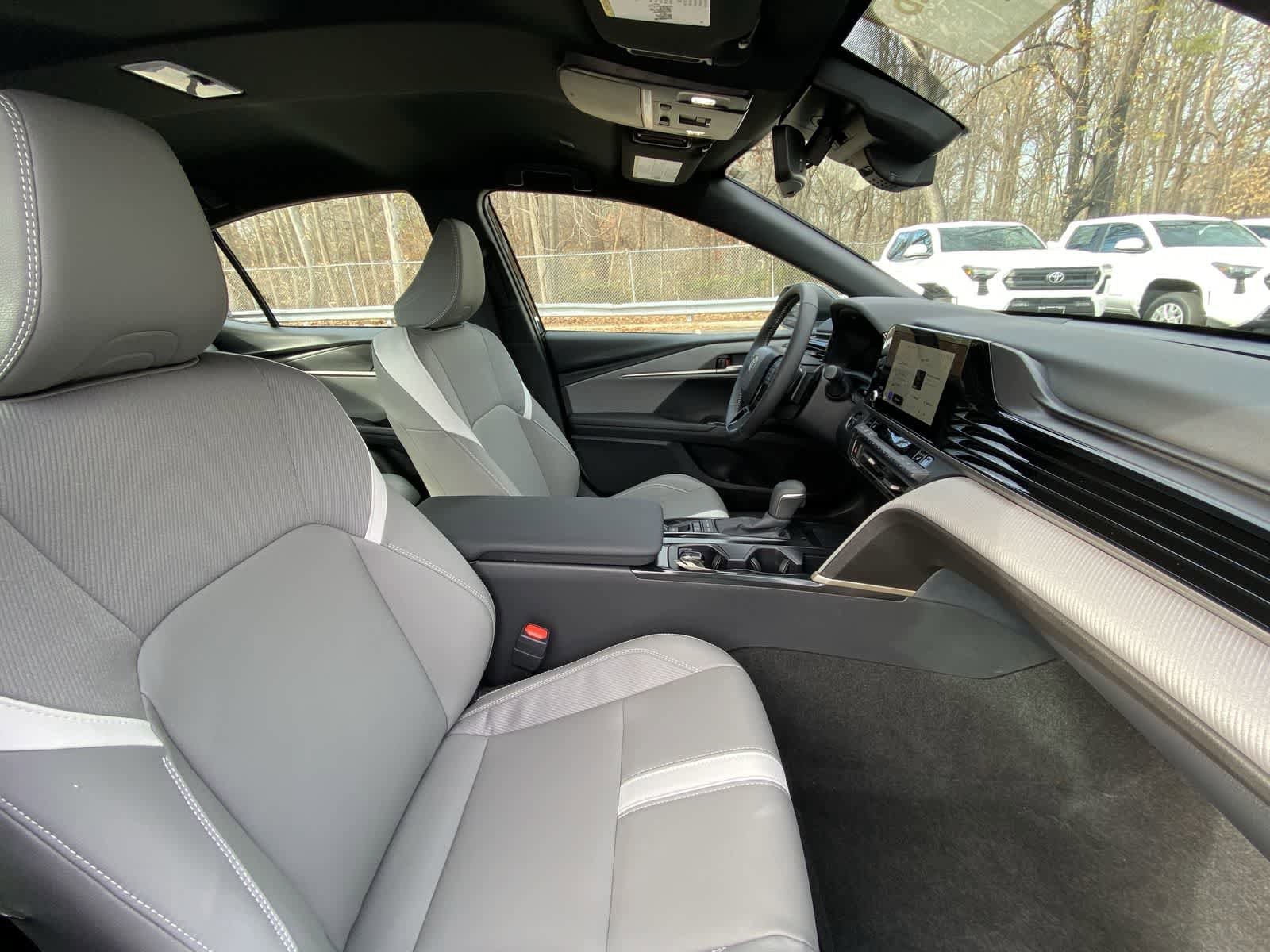 Thumbnail: 2025 Toyota Camry - 26