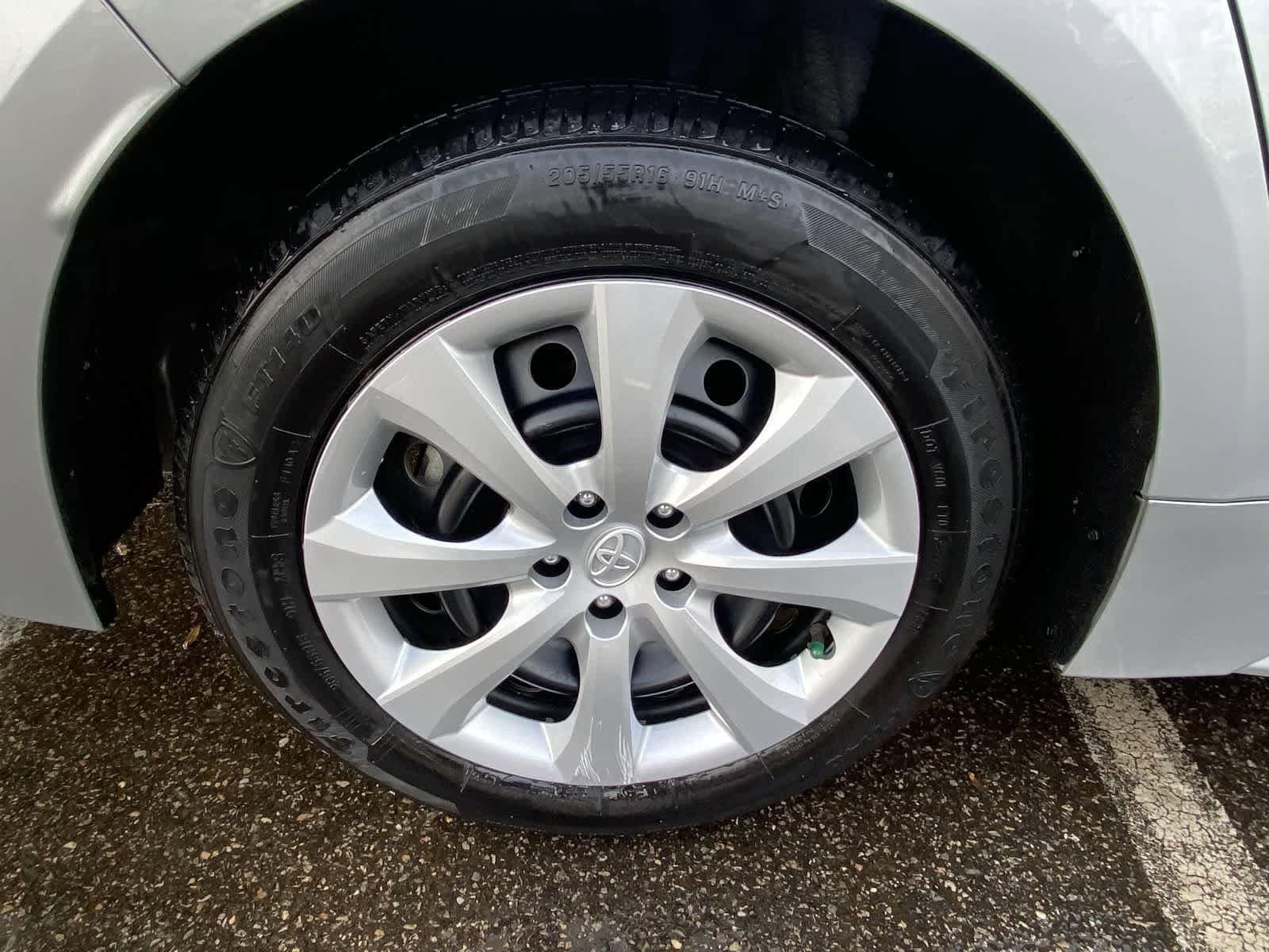 Thumbnail: 2024 Toyota Corolla - 13