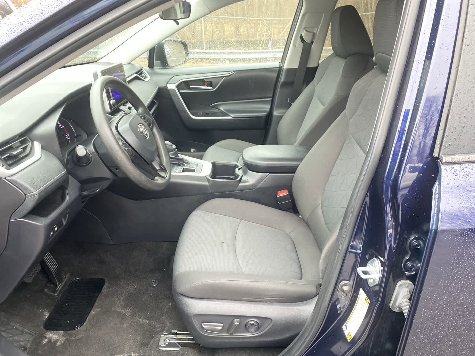 Thumbnail: 2024 Toyota RAV4 - 19