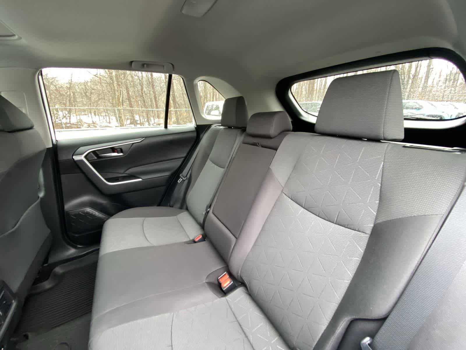 Thumbnail: 2023 Toyota RAV4 - 26