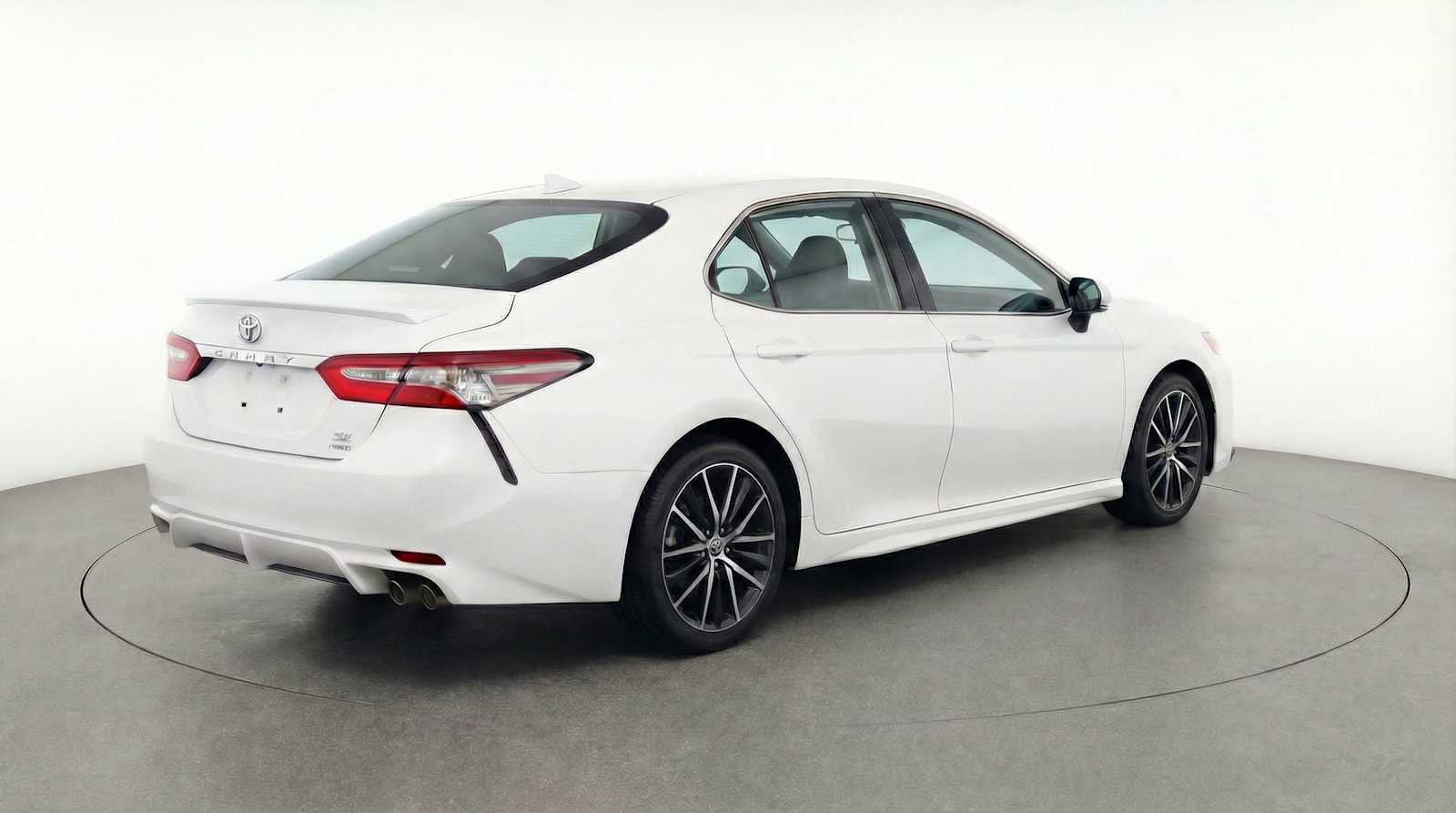 Thumbnail: 2023 Toyota Camry - 5