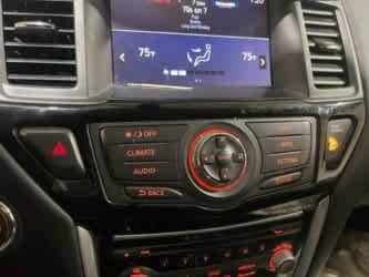 Thumbnail: 2018 Nissan Pathfinder - 28