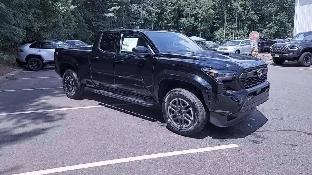 Thumbnail: 2025 Toyota Tacoma - 2