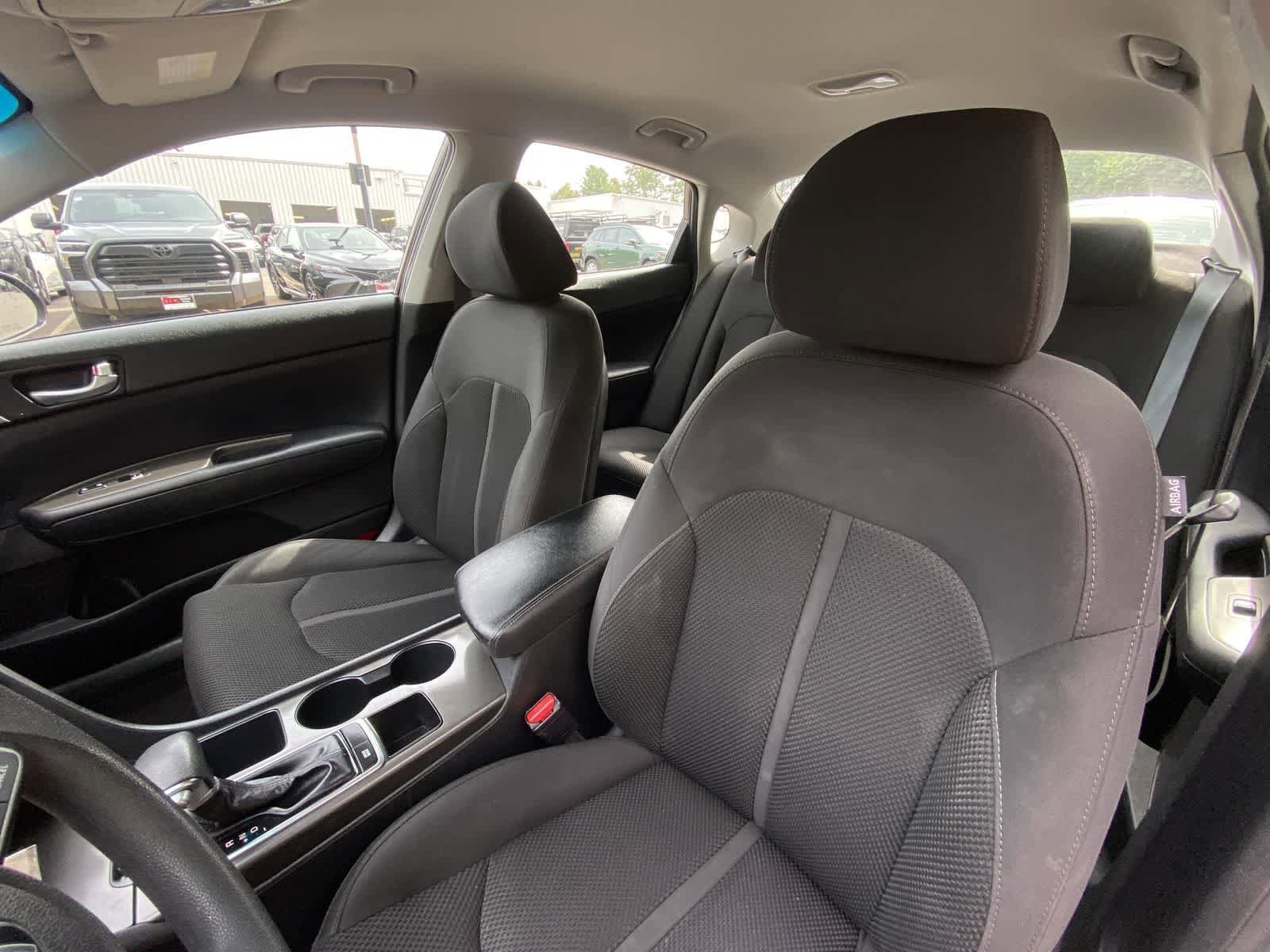 Thumbnail: 2019 Kia Optima - 17