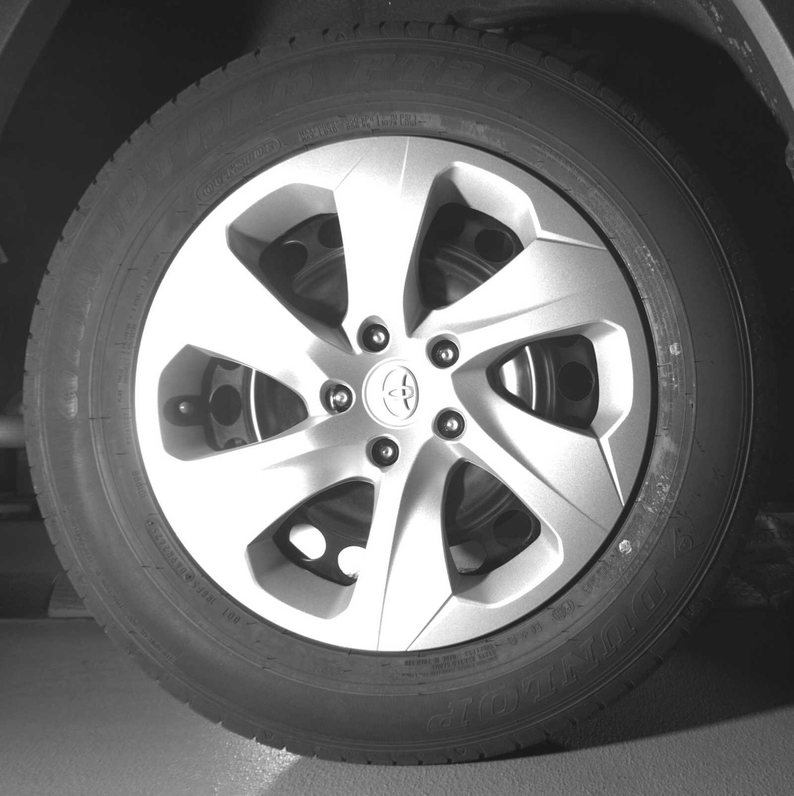 Thumbnail: 2025 Toyota RAV4 - 23