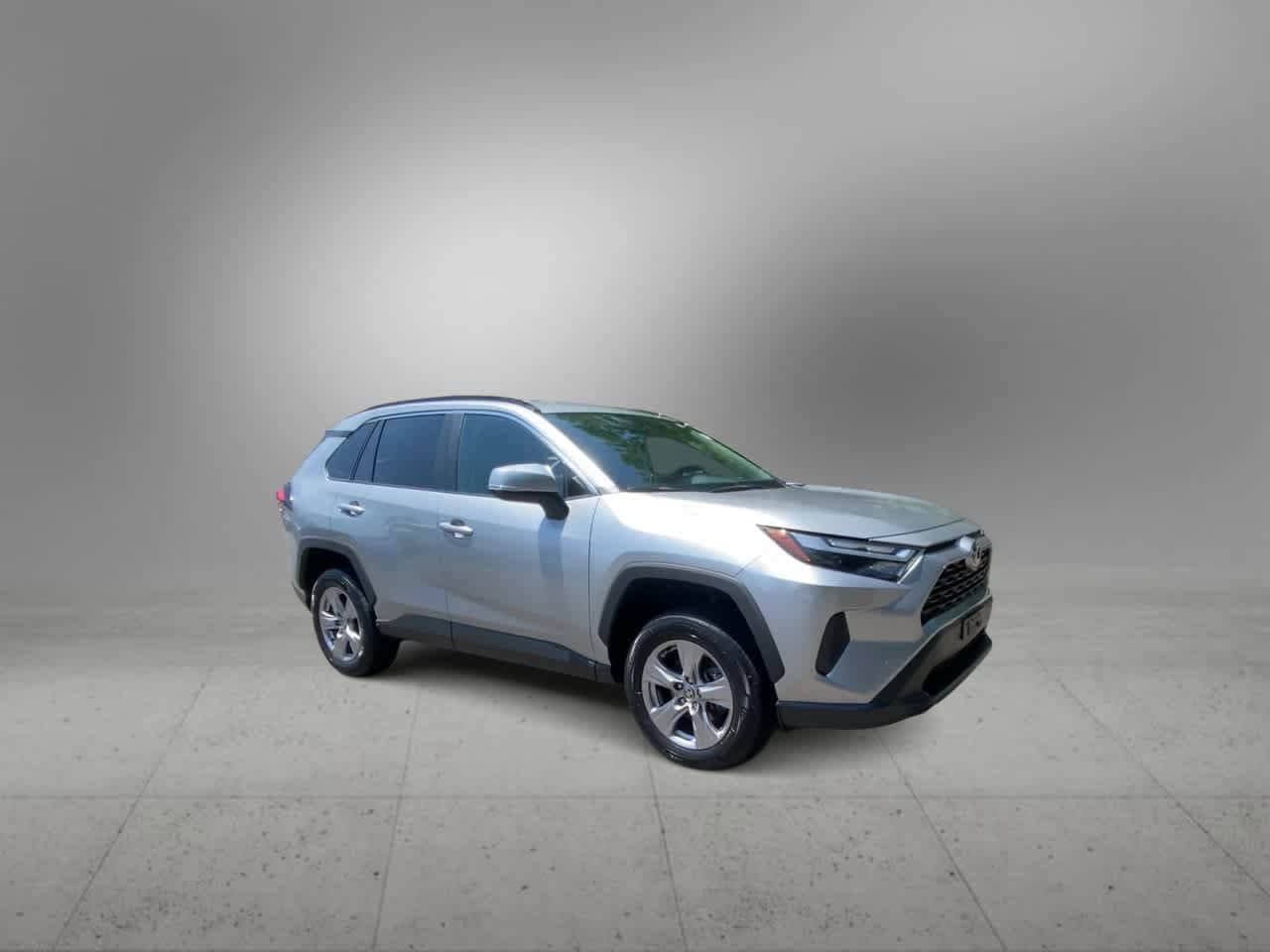 Used 2023 Toyota RAV4 XLE with VIN 2T3P1RFVXPC366235 for sale in Kansas City