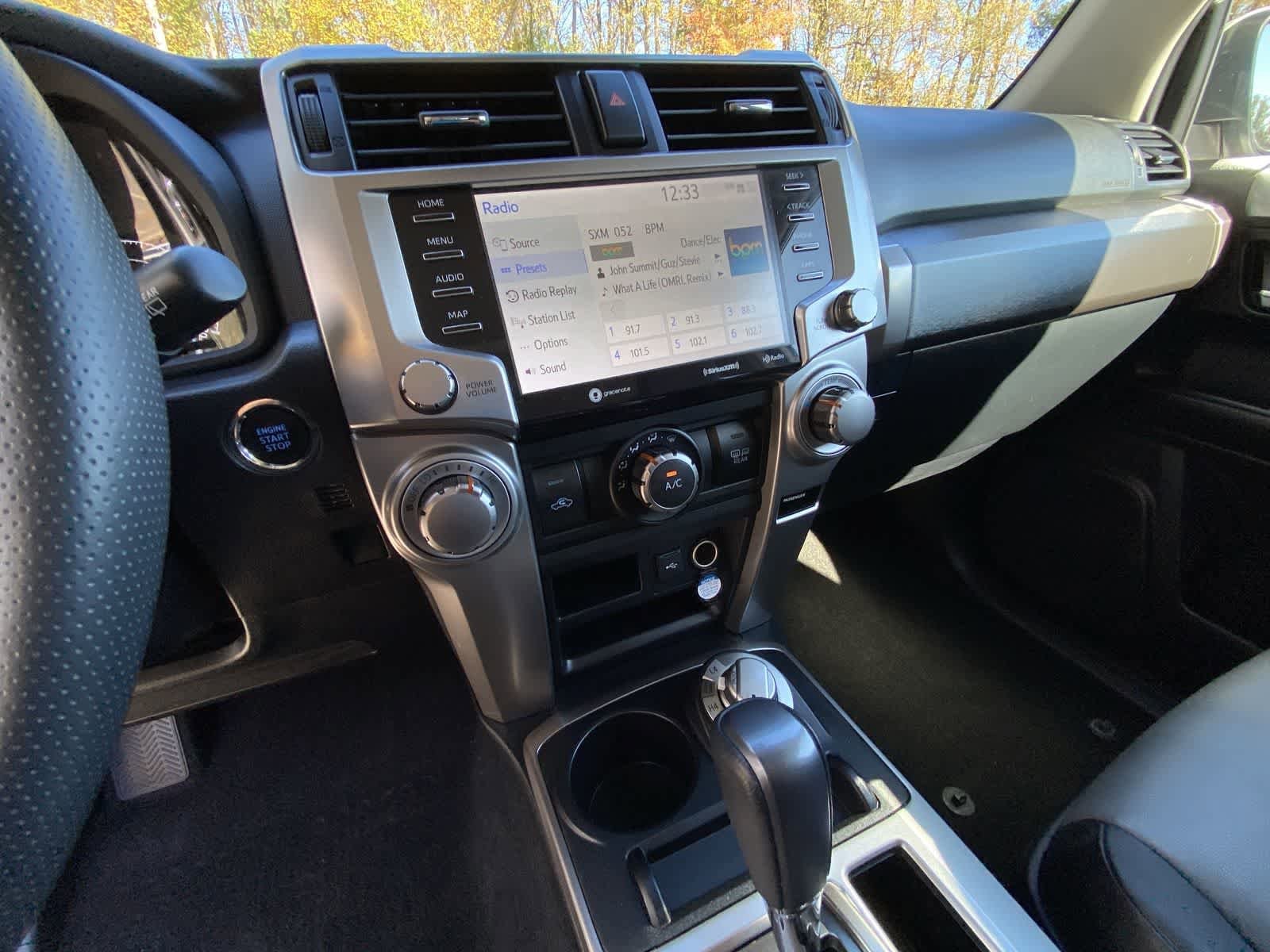 Thumbnail: 2020 Toyota 4Runner - 21