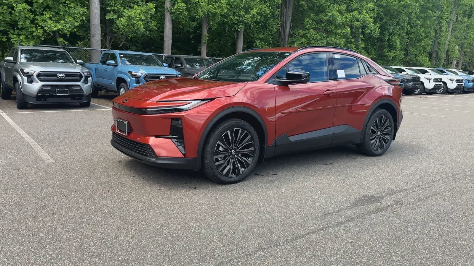 Thumbnail: 2026 Toyota C-HR - 4