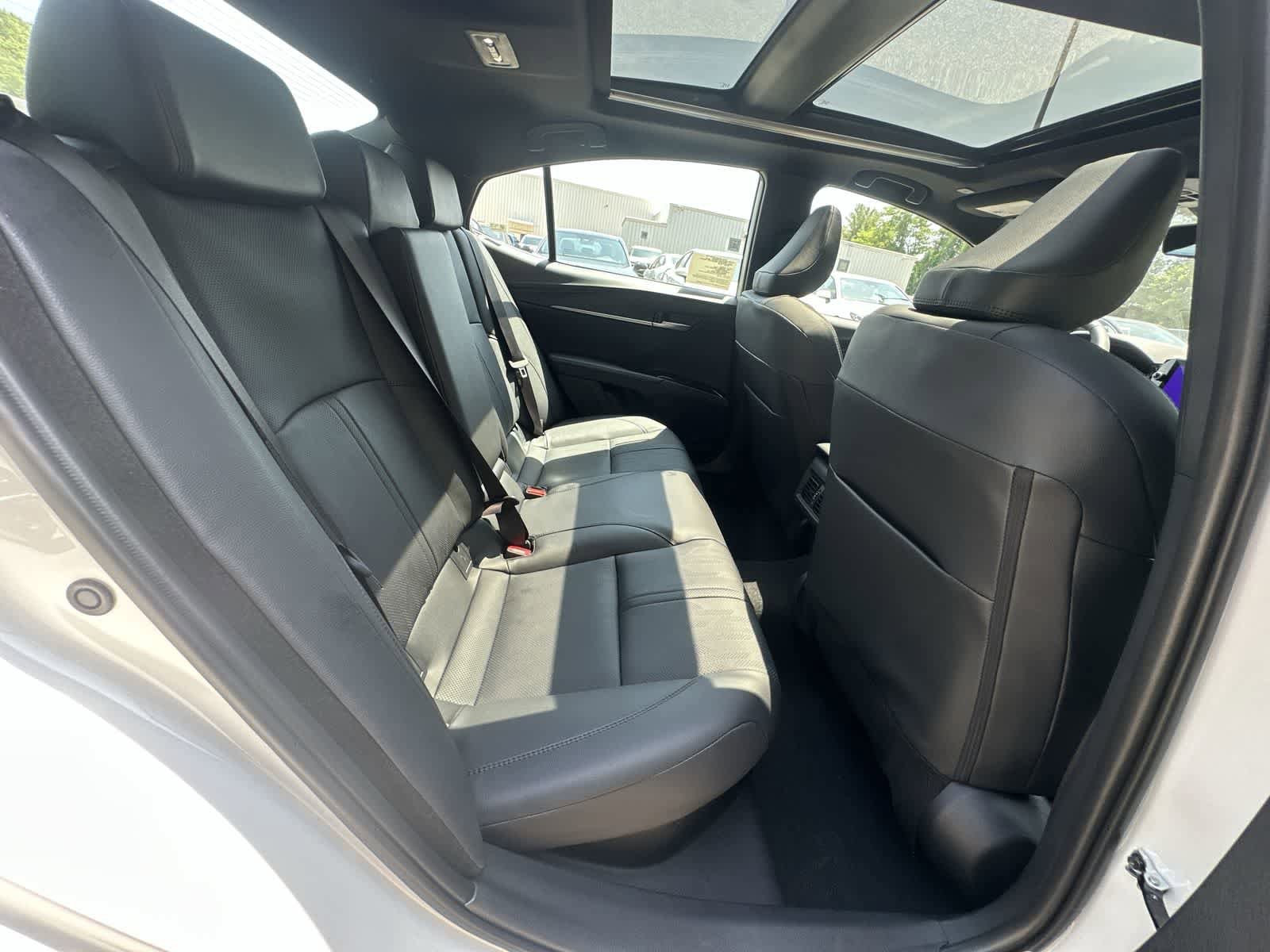 Thumbnail: 2026 Toyota Camry - 21