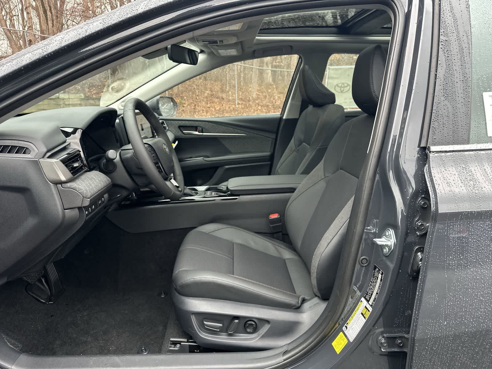 Thumbnail: 2026 Toyota Camry - 31