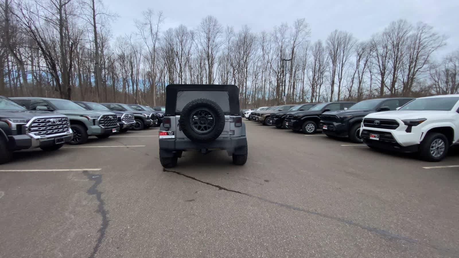 Thumbnail: 2014 Jeep Wrangler - 10