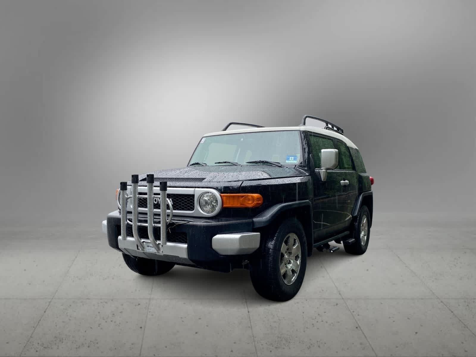 Thumbnail: 2008 Toyota FJ Cruiser - 33