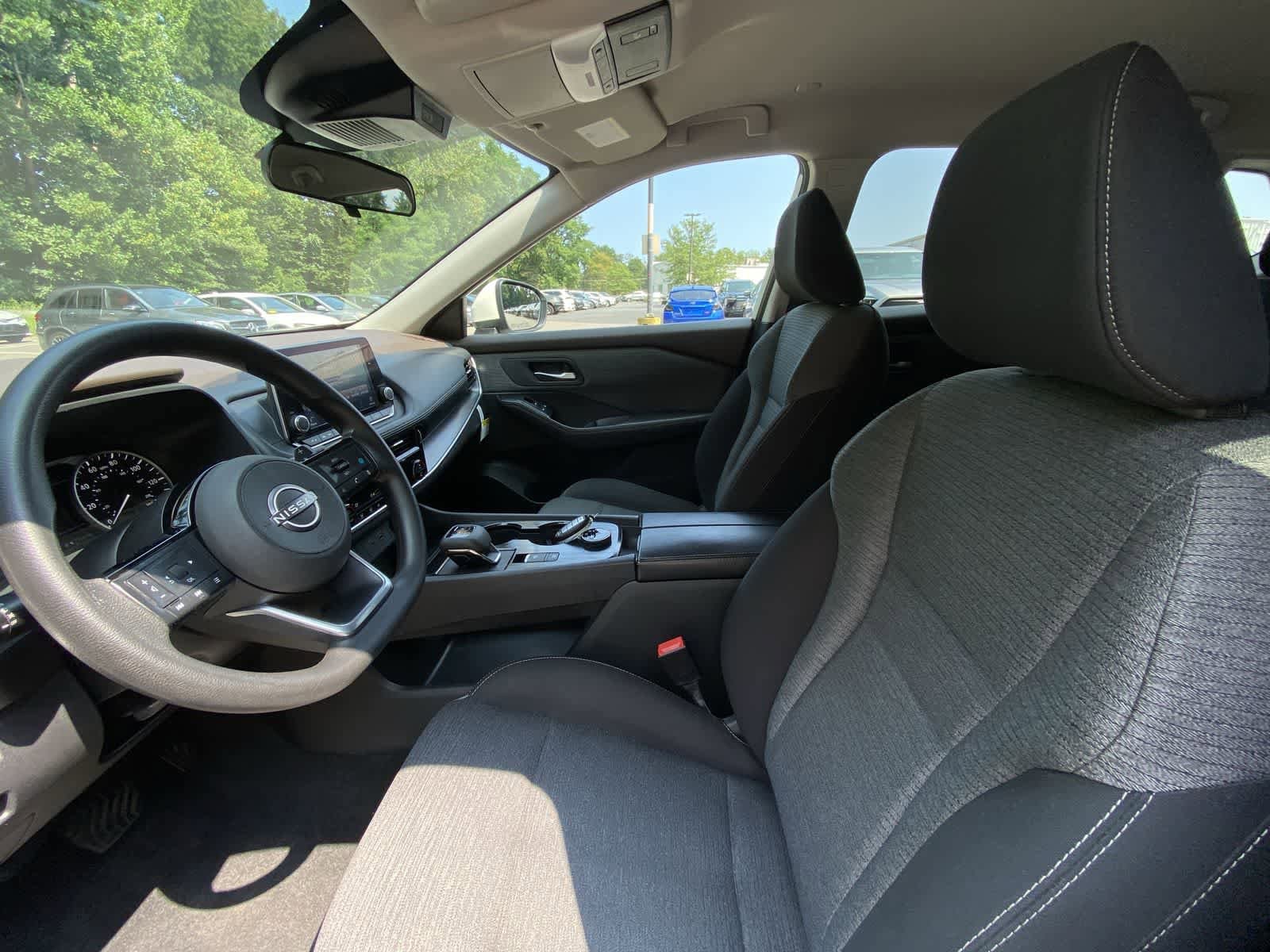 Thumbnail: 2022 Nissan Rogue - 16