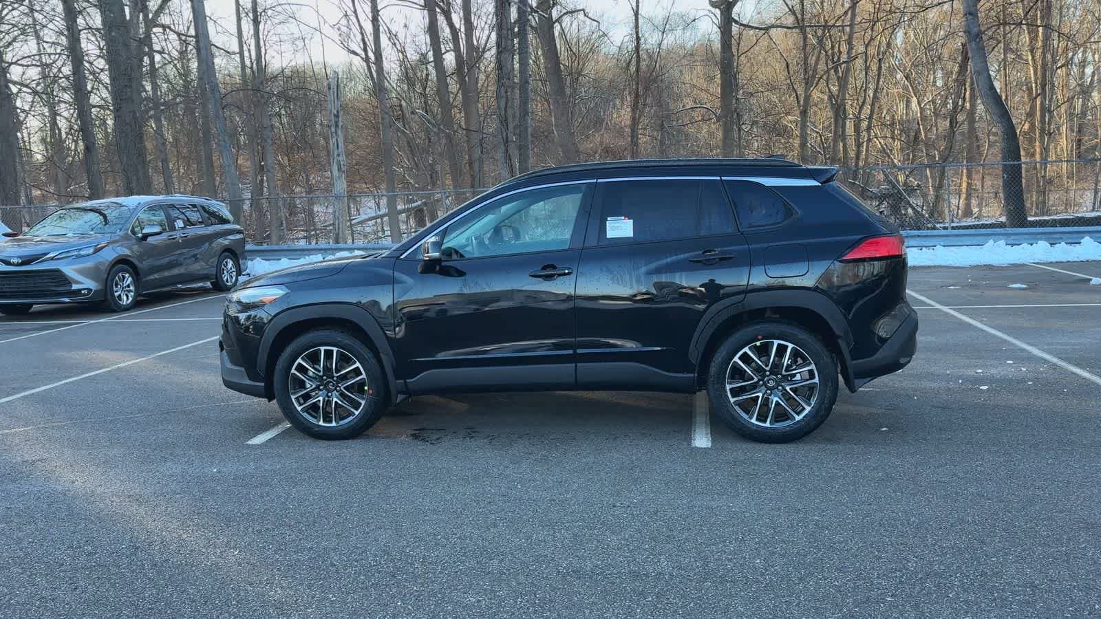 Thumbnail: 2026 Toyota Corolla Cross - 5