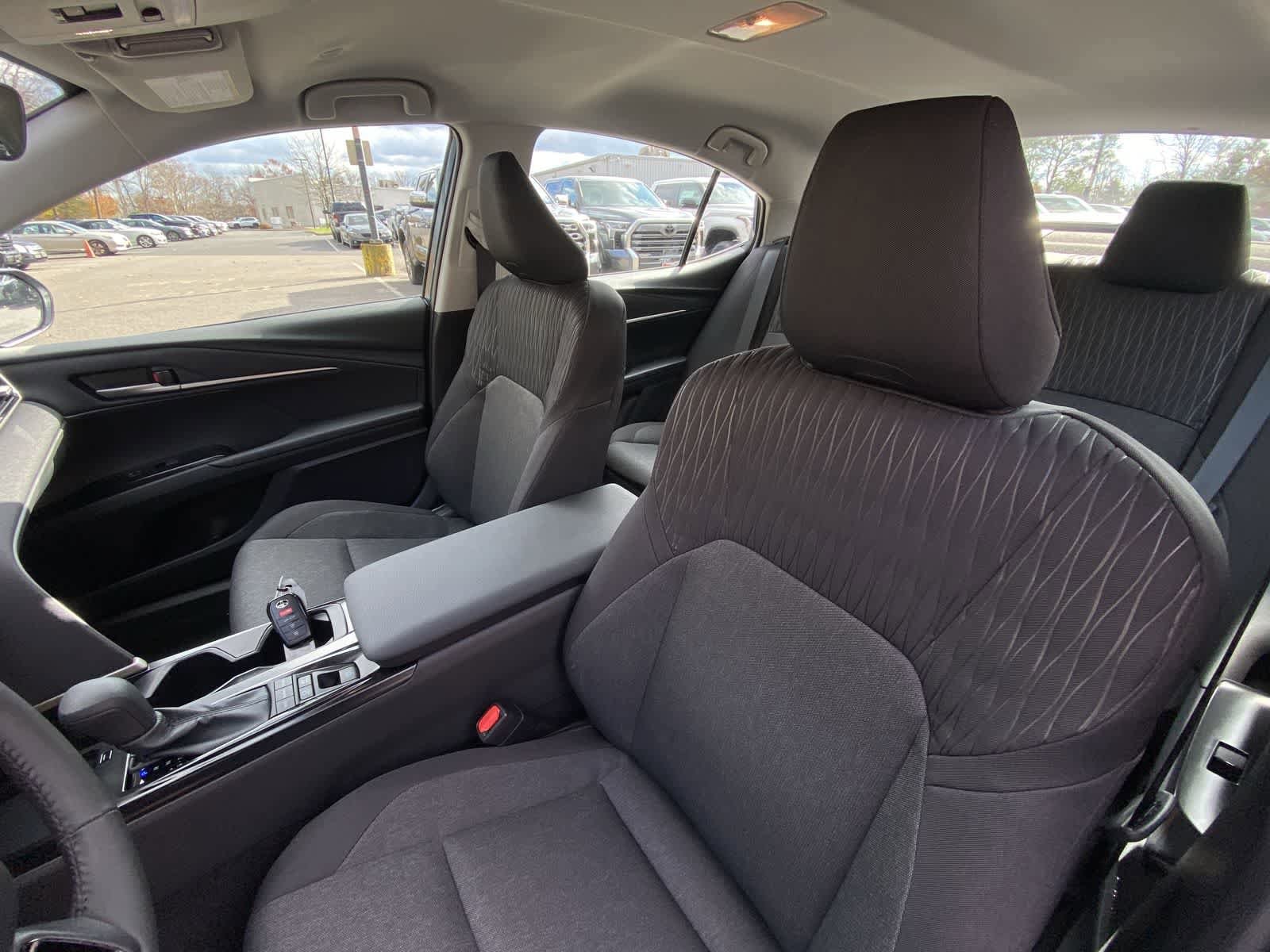 Thumbnail: 2025 Toyota Camry - 23