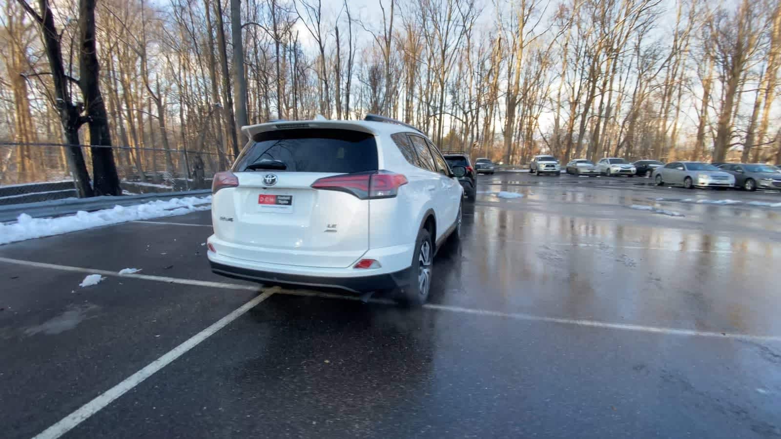 Thumbnail: 2018 Toyota RAV4 - 13