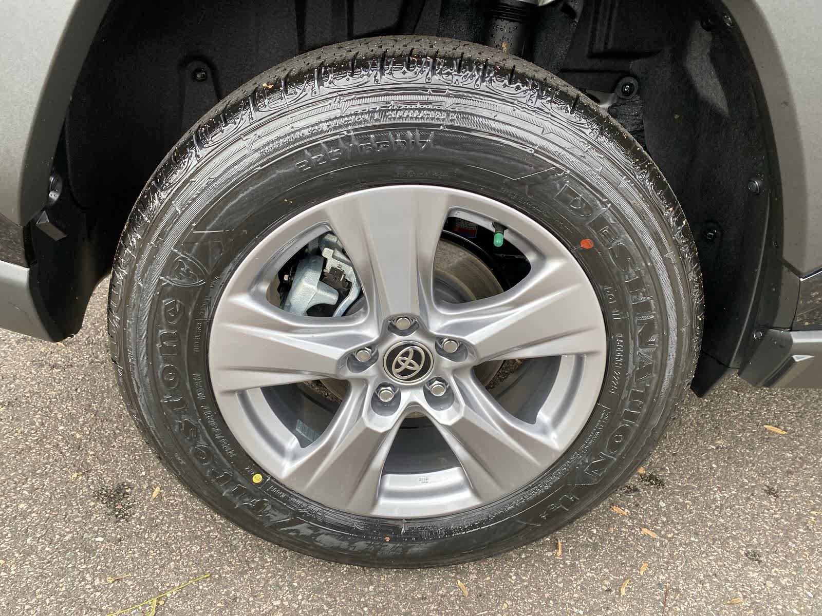 Thumbnail: 2025 Toyota RAV4 - 19