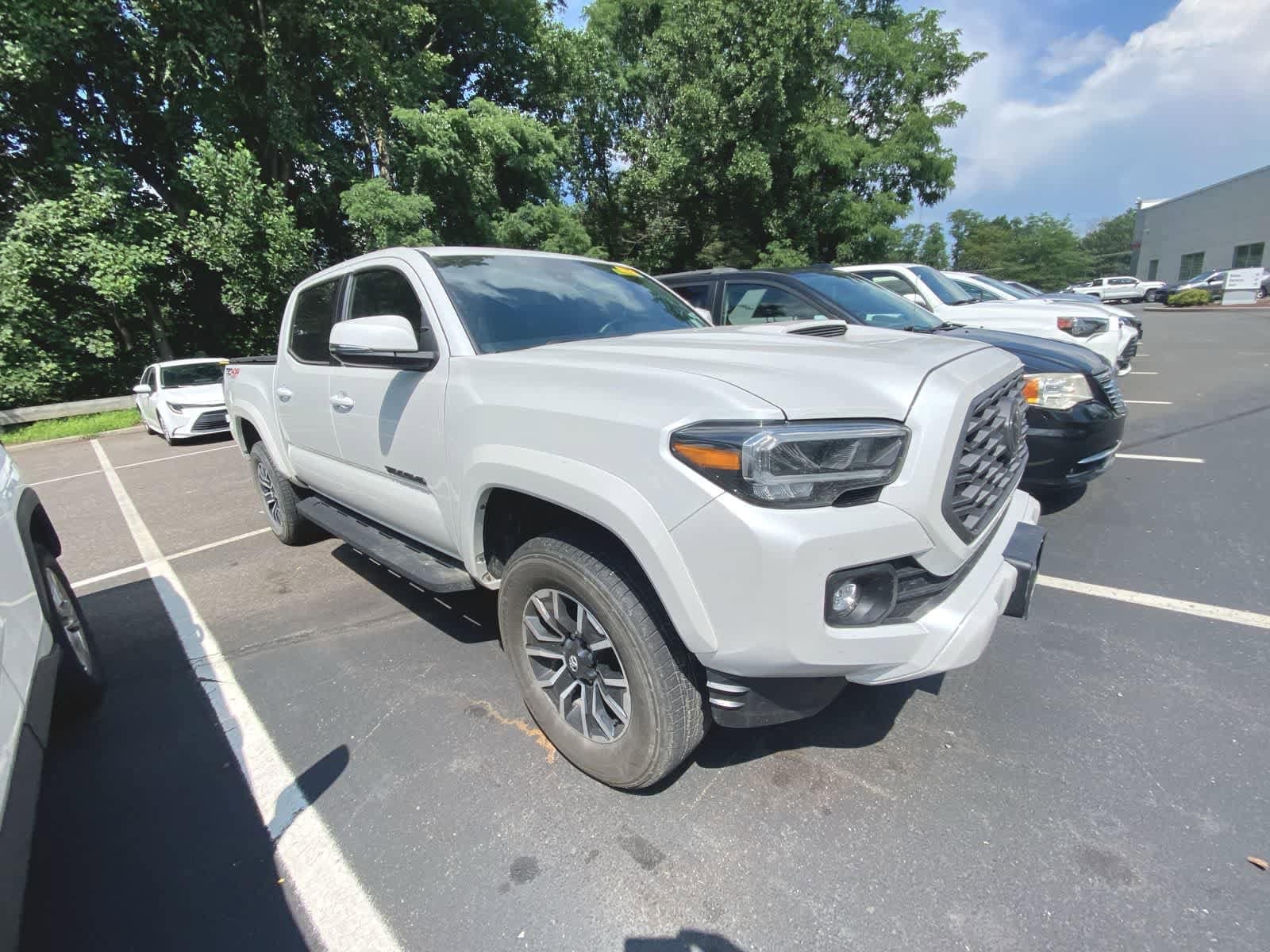 Thumbnail: 2023 Toyota Tacoma - 3