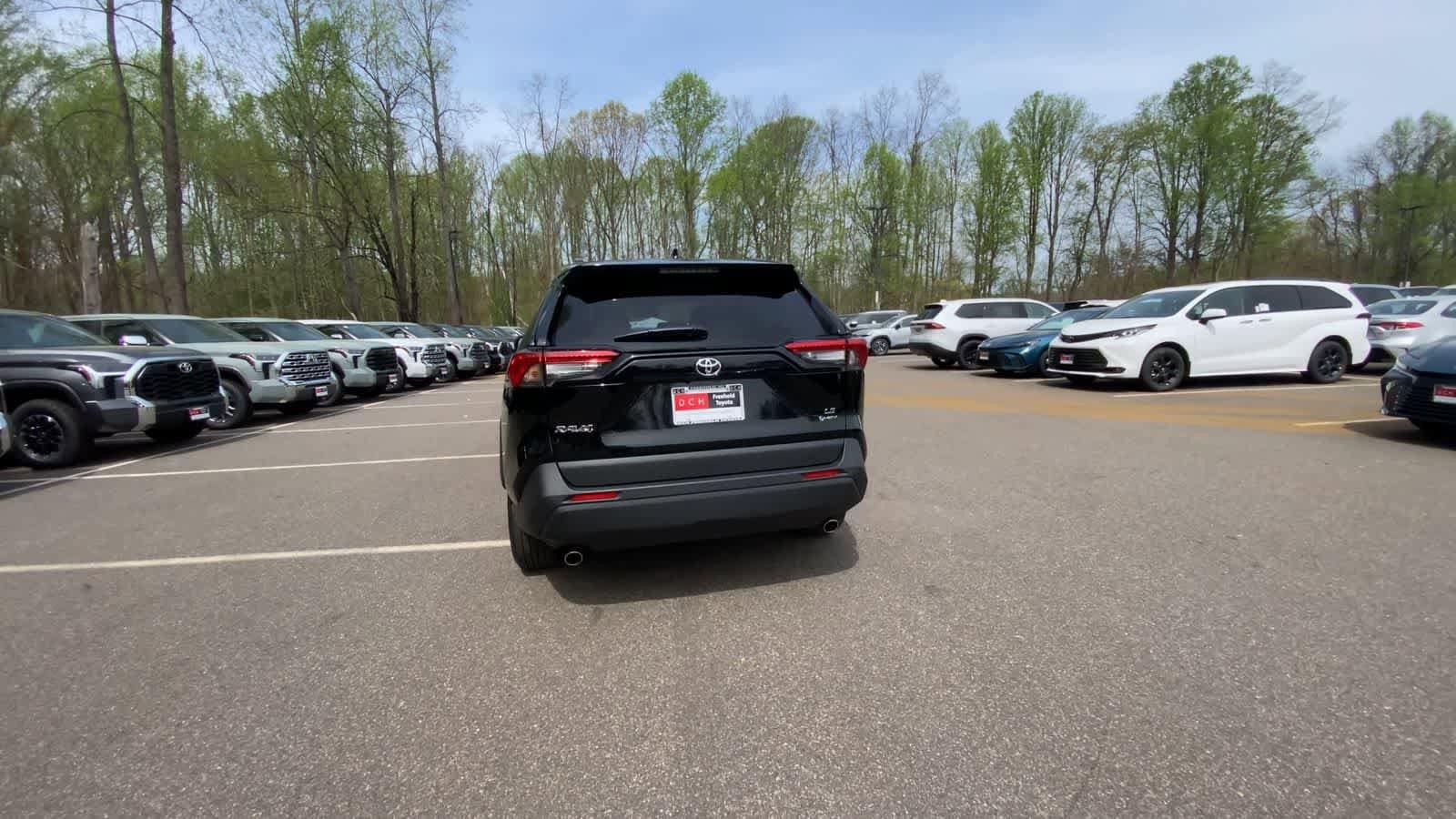 Thumbnail: 2025 Toyota RAV4 - 10