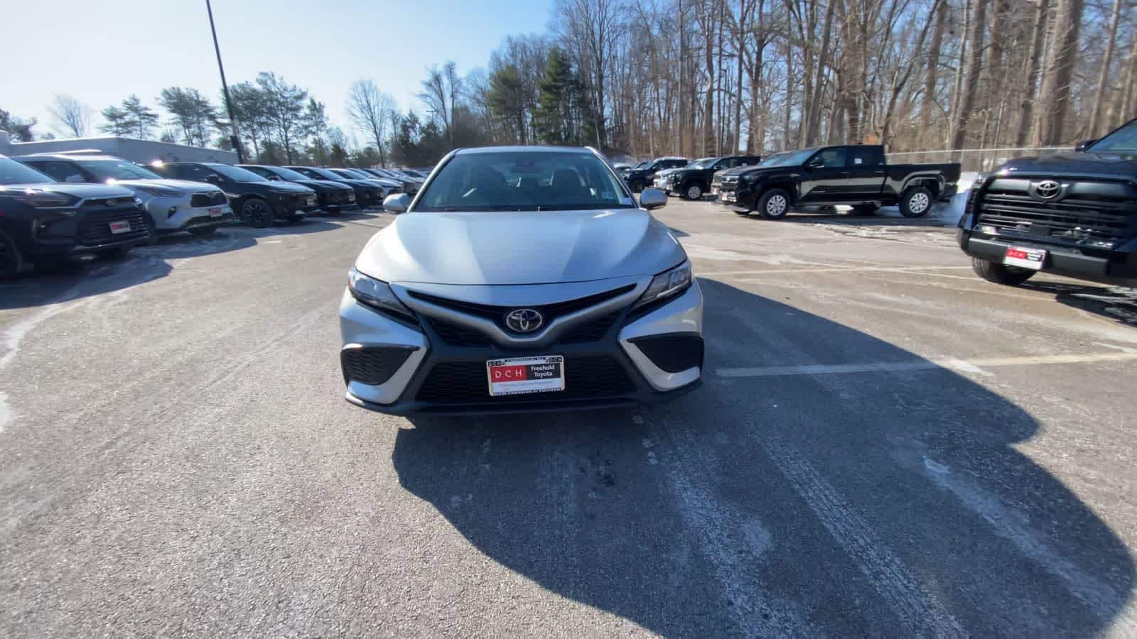 Thumbnail: 2023 Toyota Camry - 11