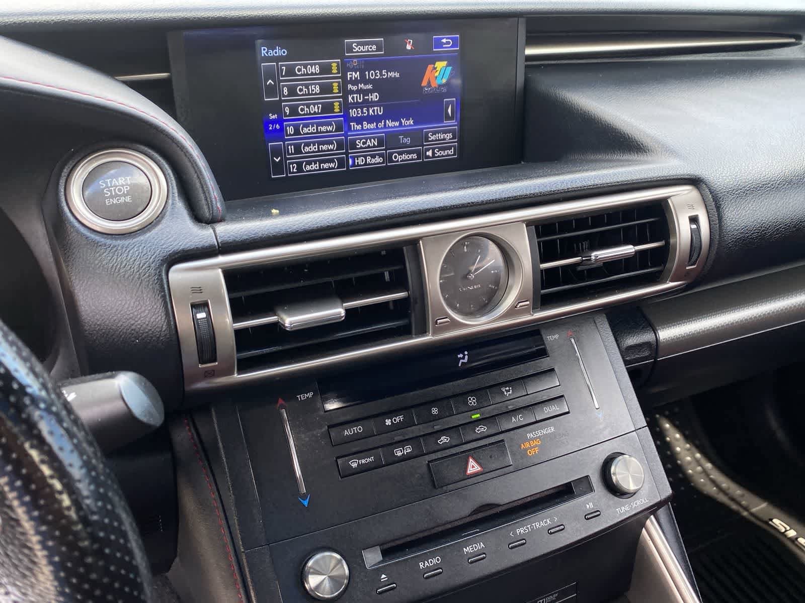 Thumbnail: 2016 Lexus IS - 35