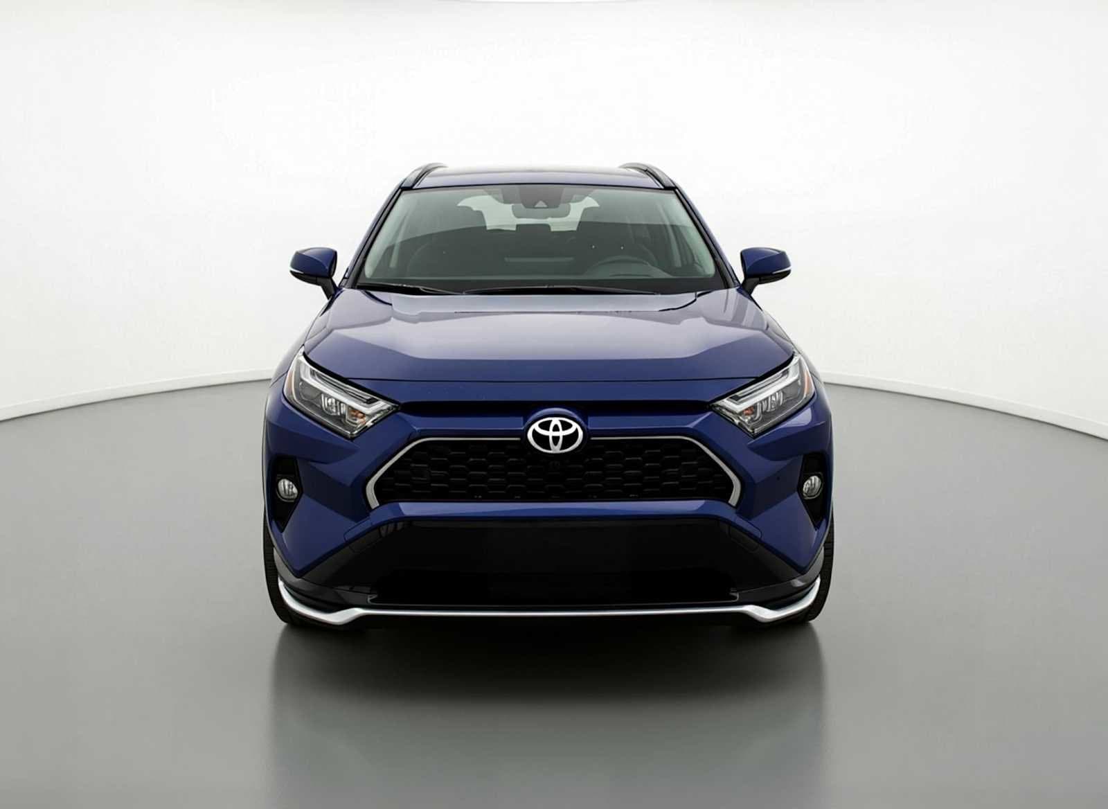Thumbnail: 2025 Toyota RAV4 - 3