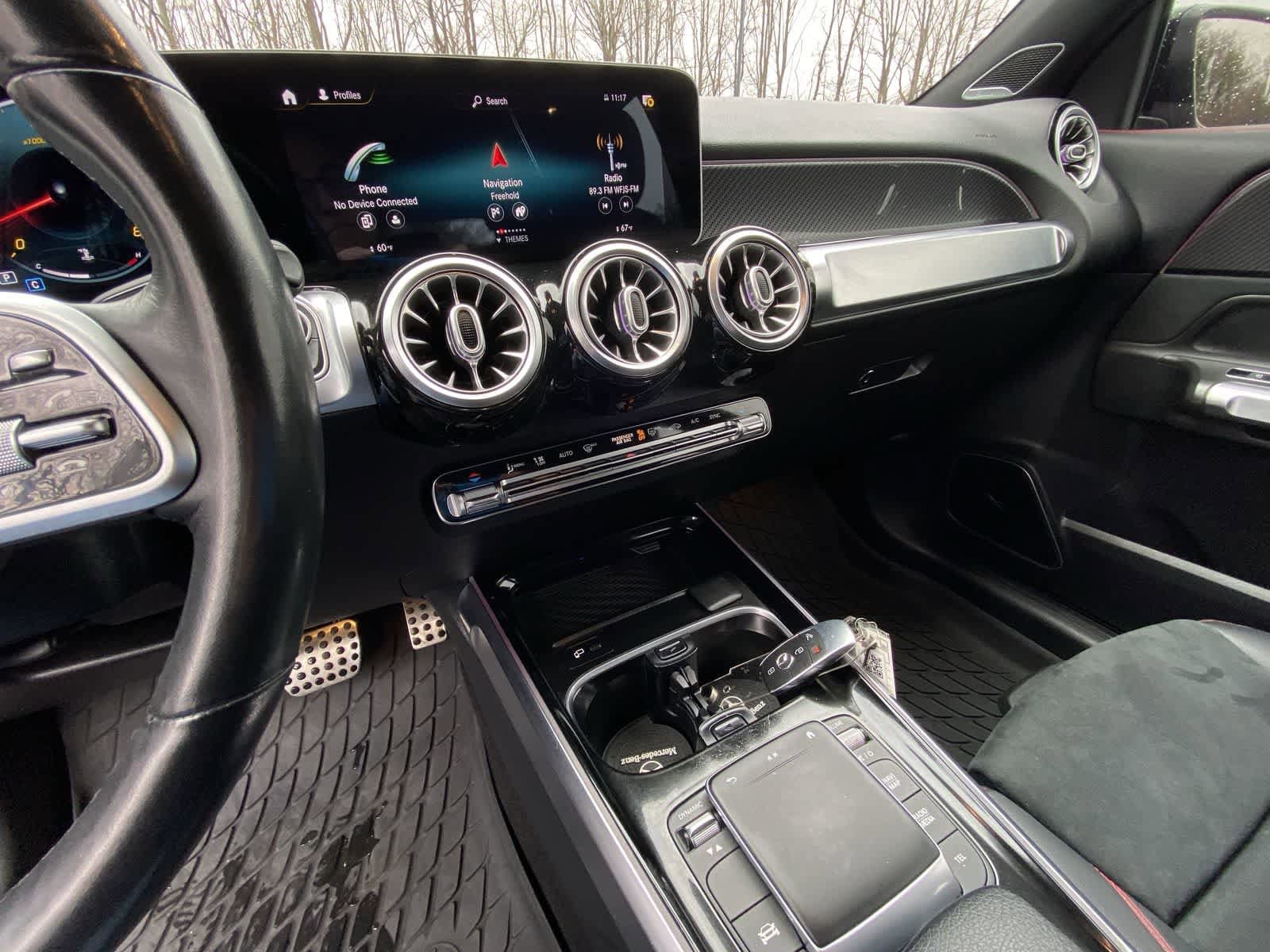 Thumbnail: 2021 Mercedes-Benz GLB - 23