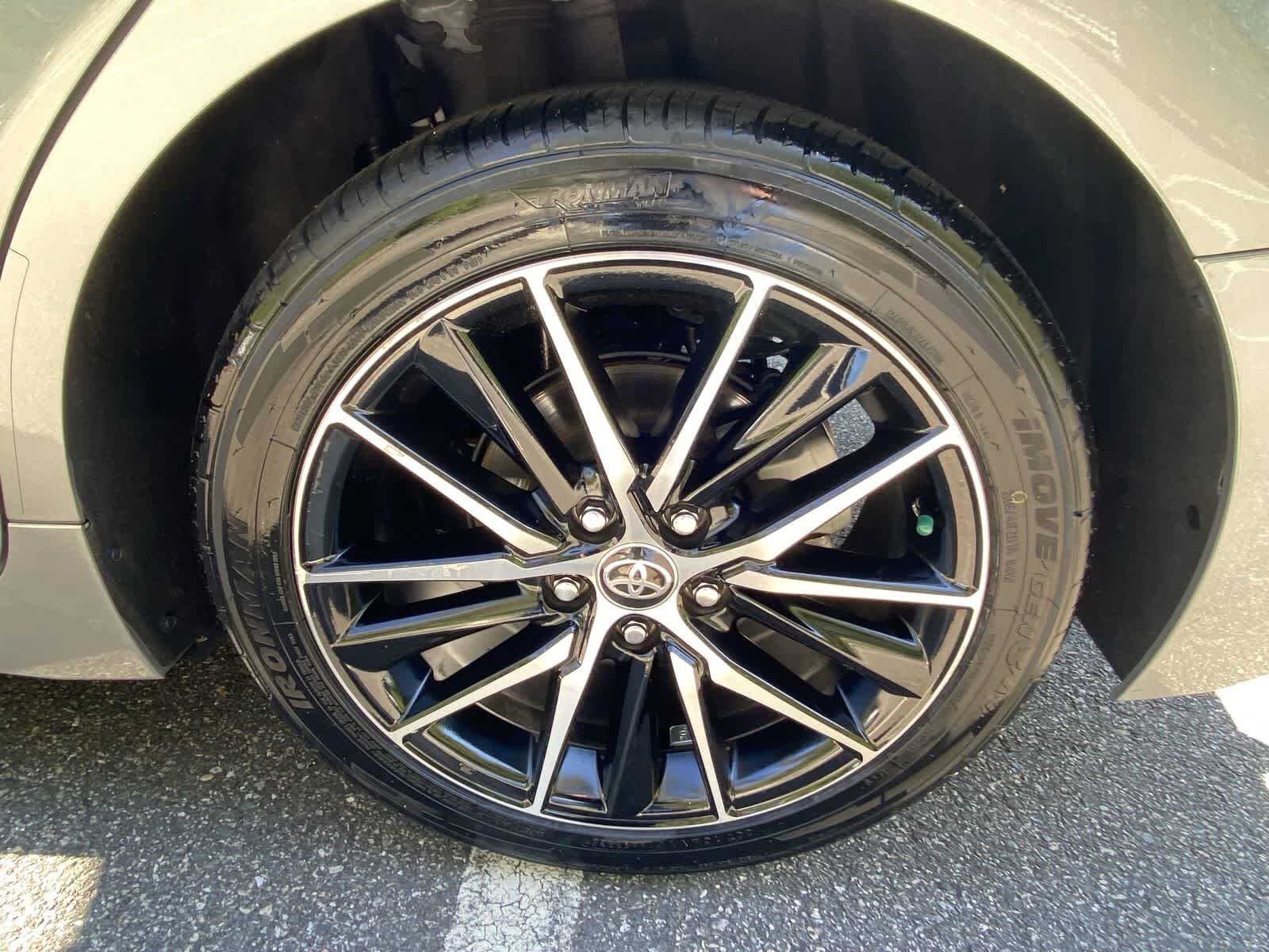 Thumbnail: 2024 Toyota Camry - 12