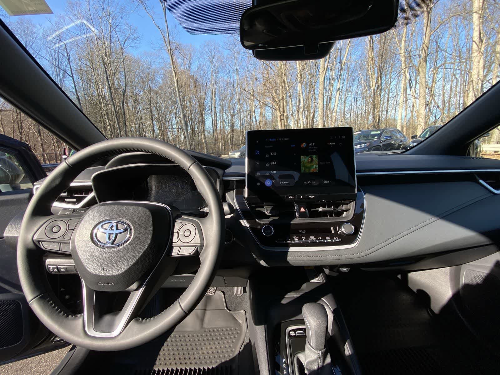 Thumbnail: 2025 Toyota Corolla - 26