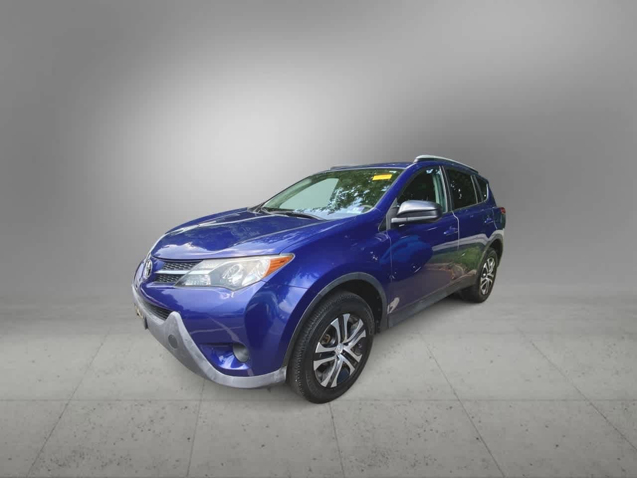 Thumbnail: 2015 Toyota RAV4 - 1
