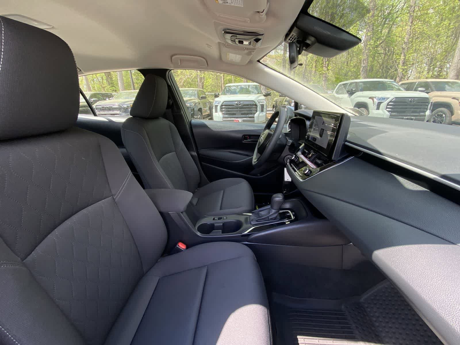 Thumbnail: 2025 Toyota Corolla - 22