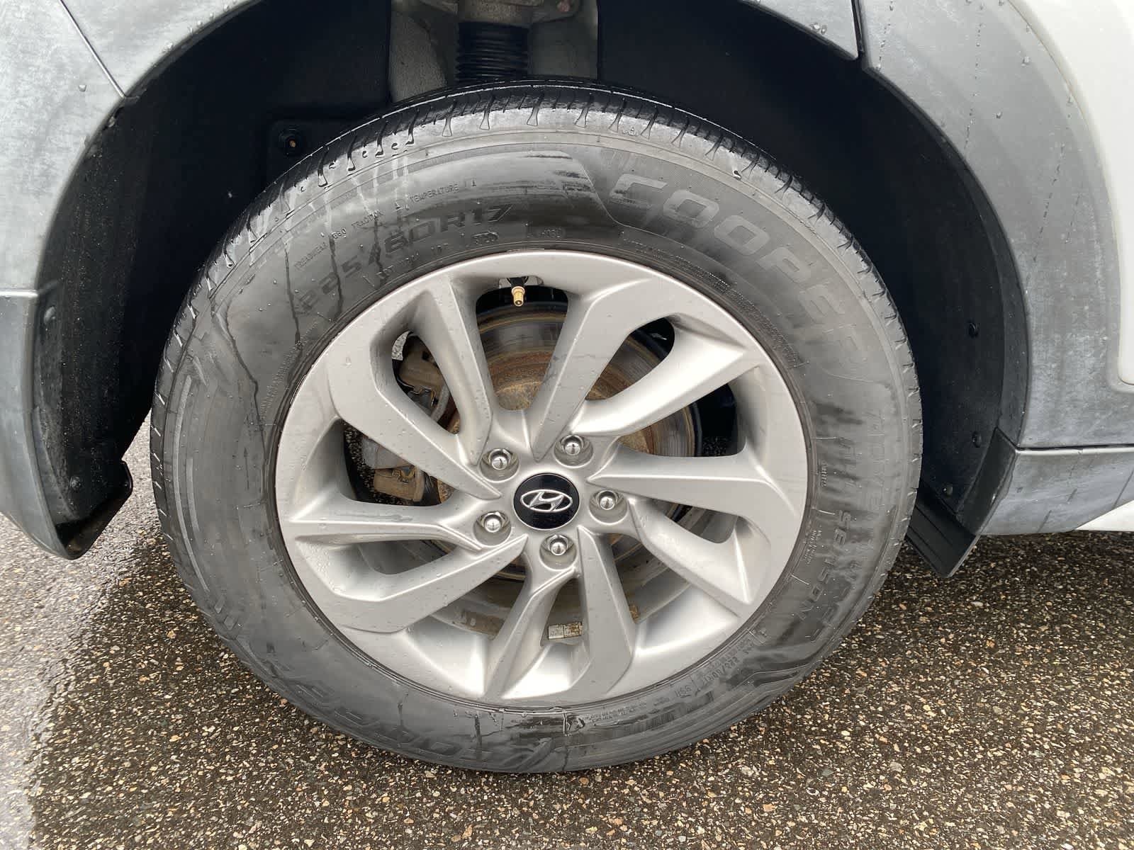 Thumbnail: 2017 Hyundai Tucson - 16