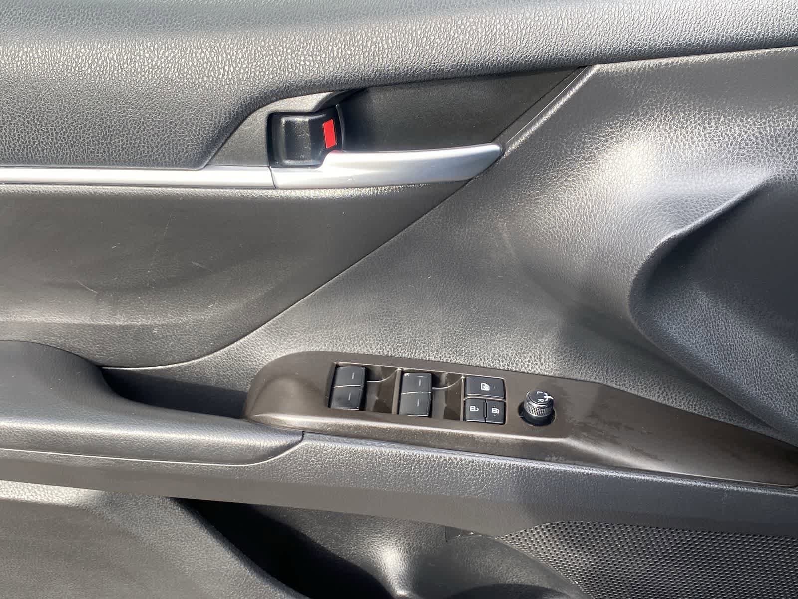 Thumbnail: 2023 Toyota Camry - 20