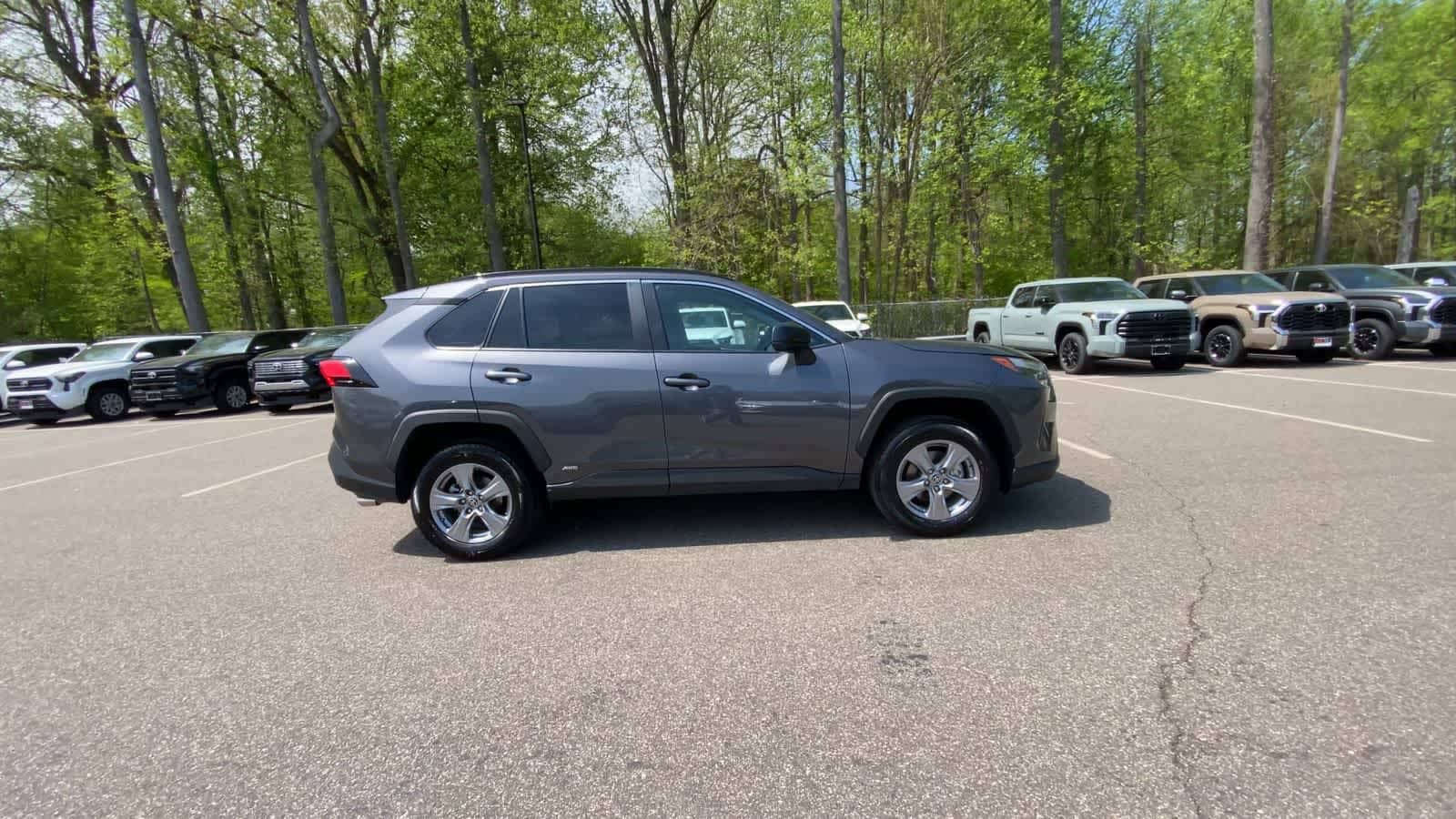 Thumbnail: 2025 Toyota RAV4 - 13