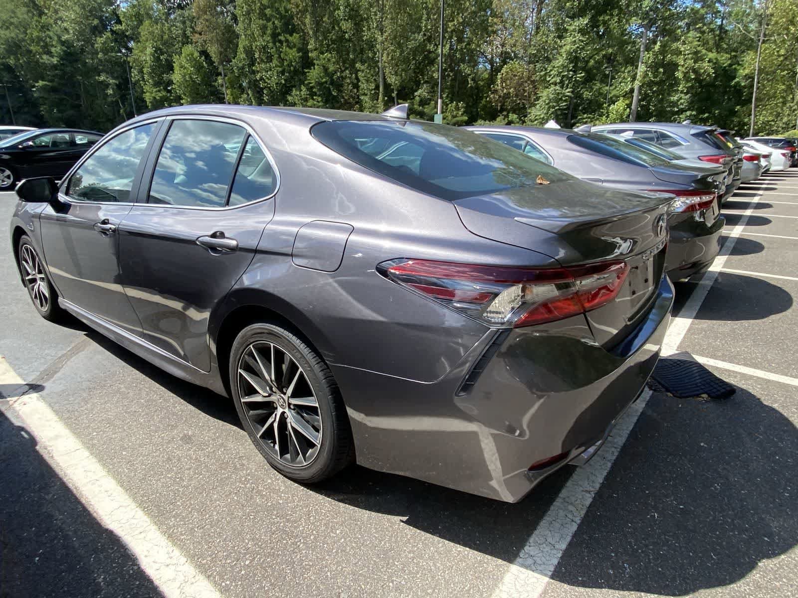 Thumbnail: 2023 Toyota Camry - 9
