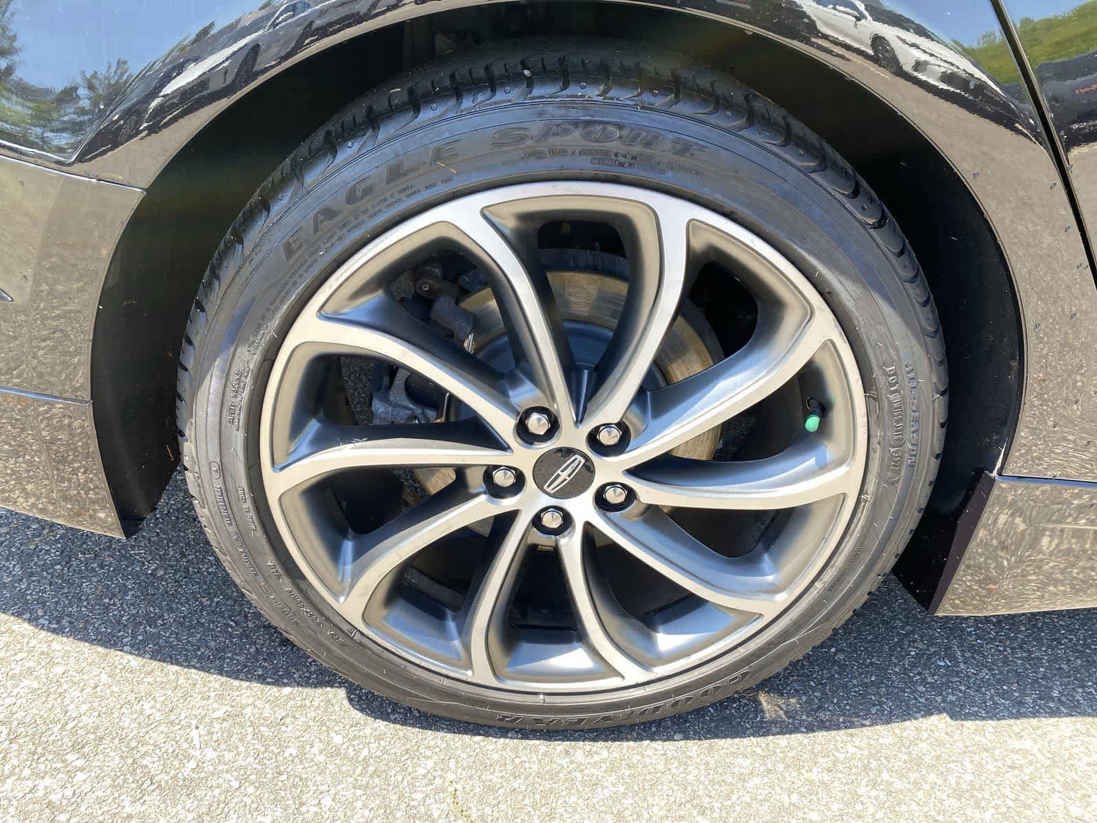 Thumbnail: 2019 Lincoln MKZ - 35