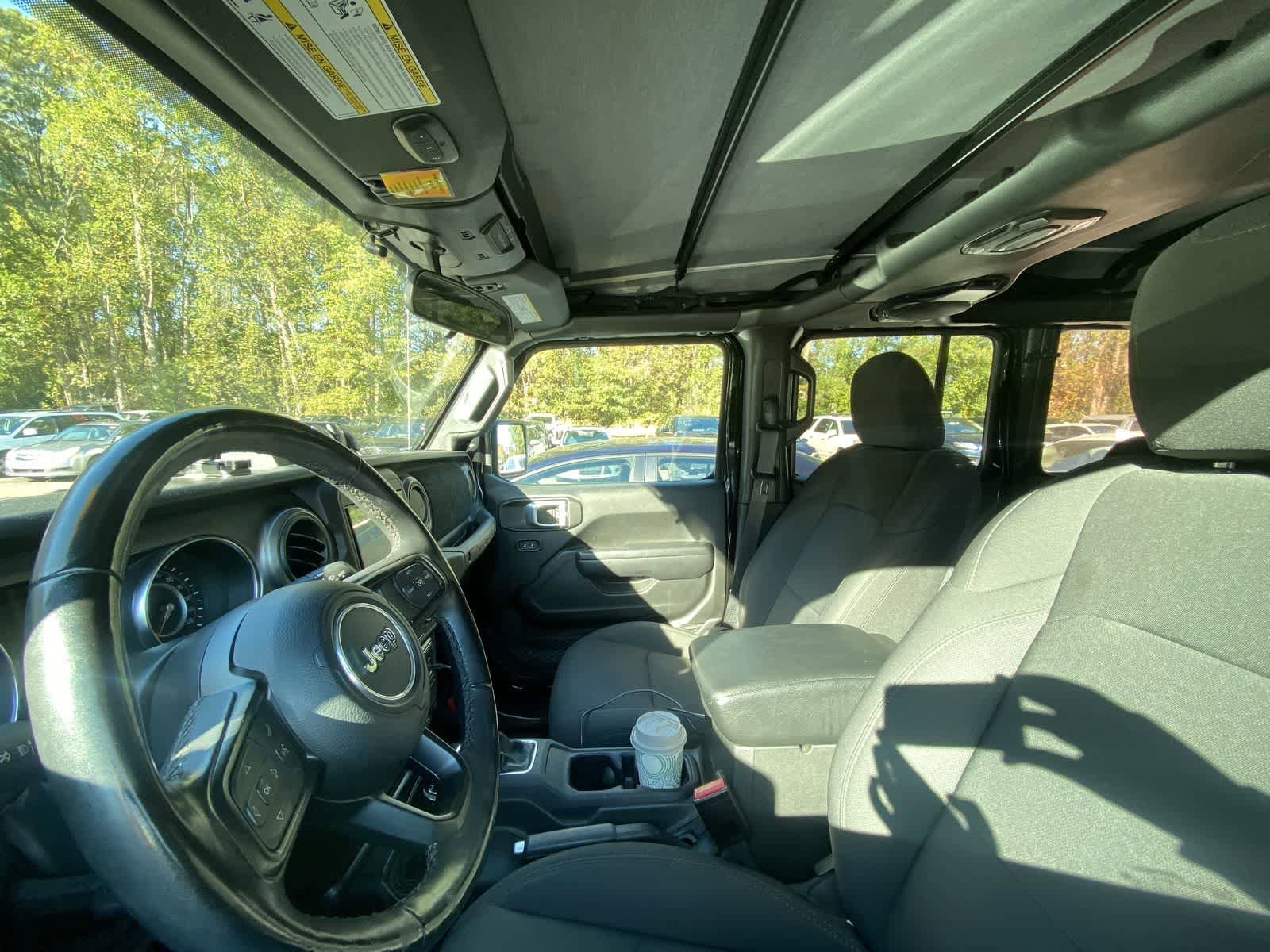 Thumbnail: 2022 Jeep Wrangler - 8