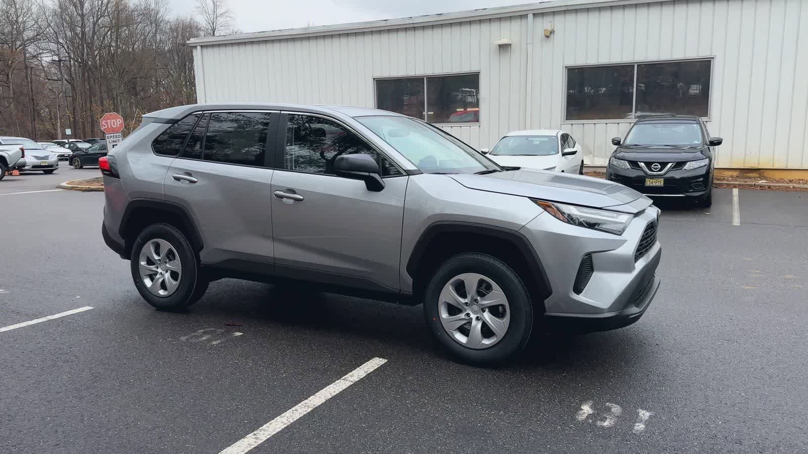 Thumbnail: 2025 Toyota RAV4 - 2