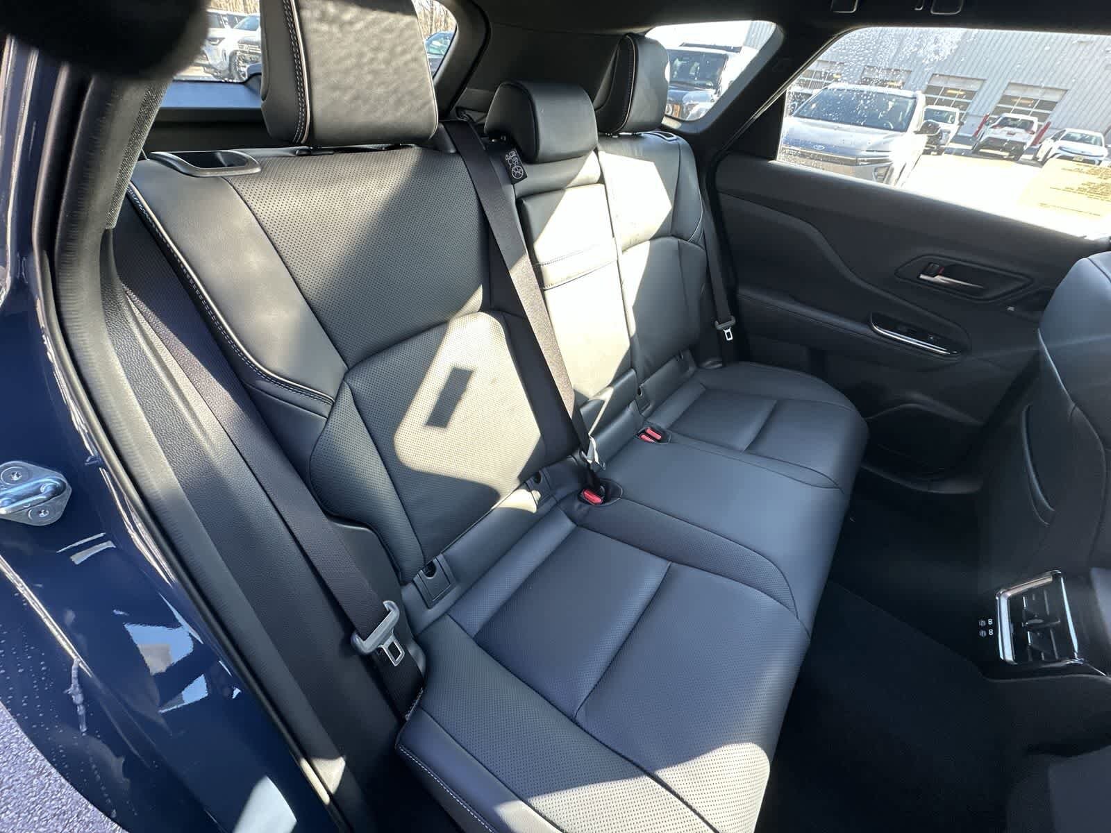 Thumbnail: 2026 Toyota Crown Signia - 32