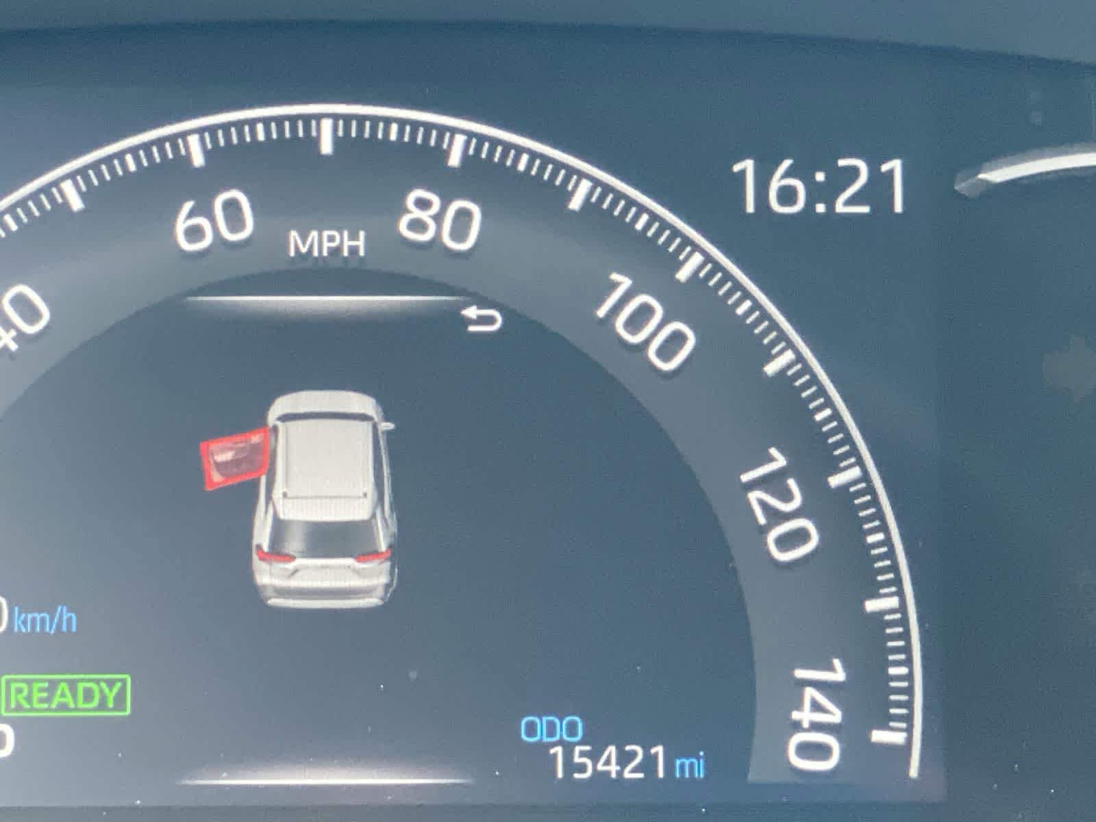 Thumbnail: 2025 Toyota RAV4 - 33