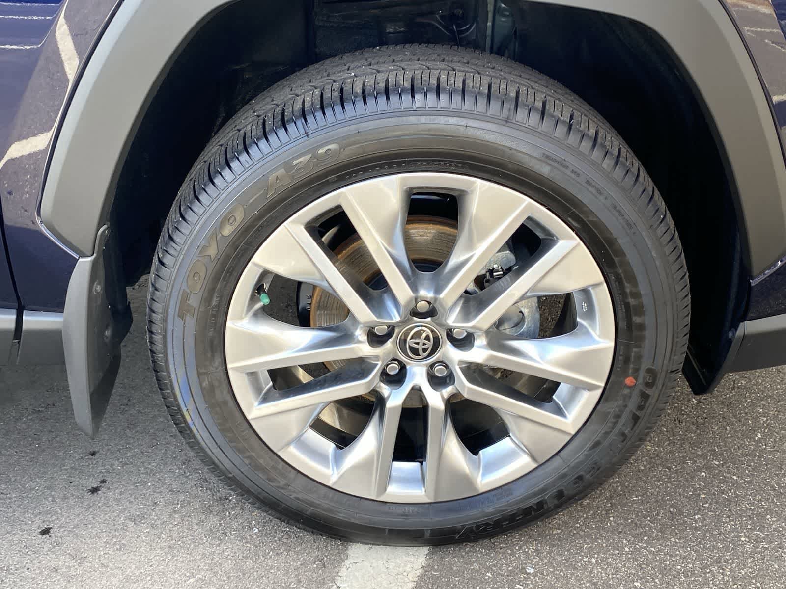 Thumbnail: 2025 Toyota RAV4 - 15