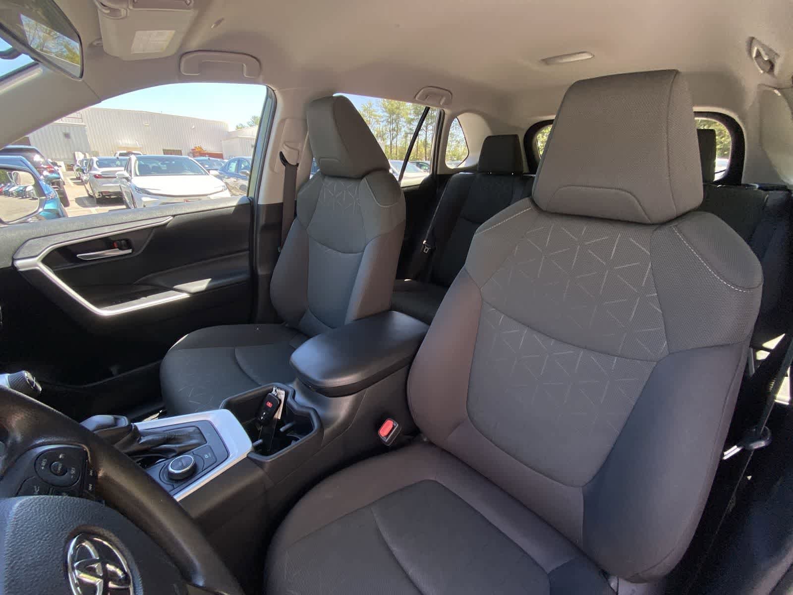 Thumbnail: 2024 Toyota RAV4 - 17
