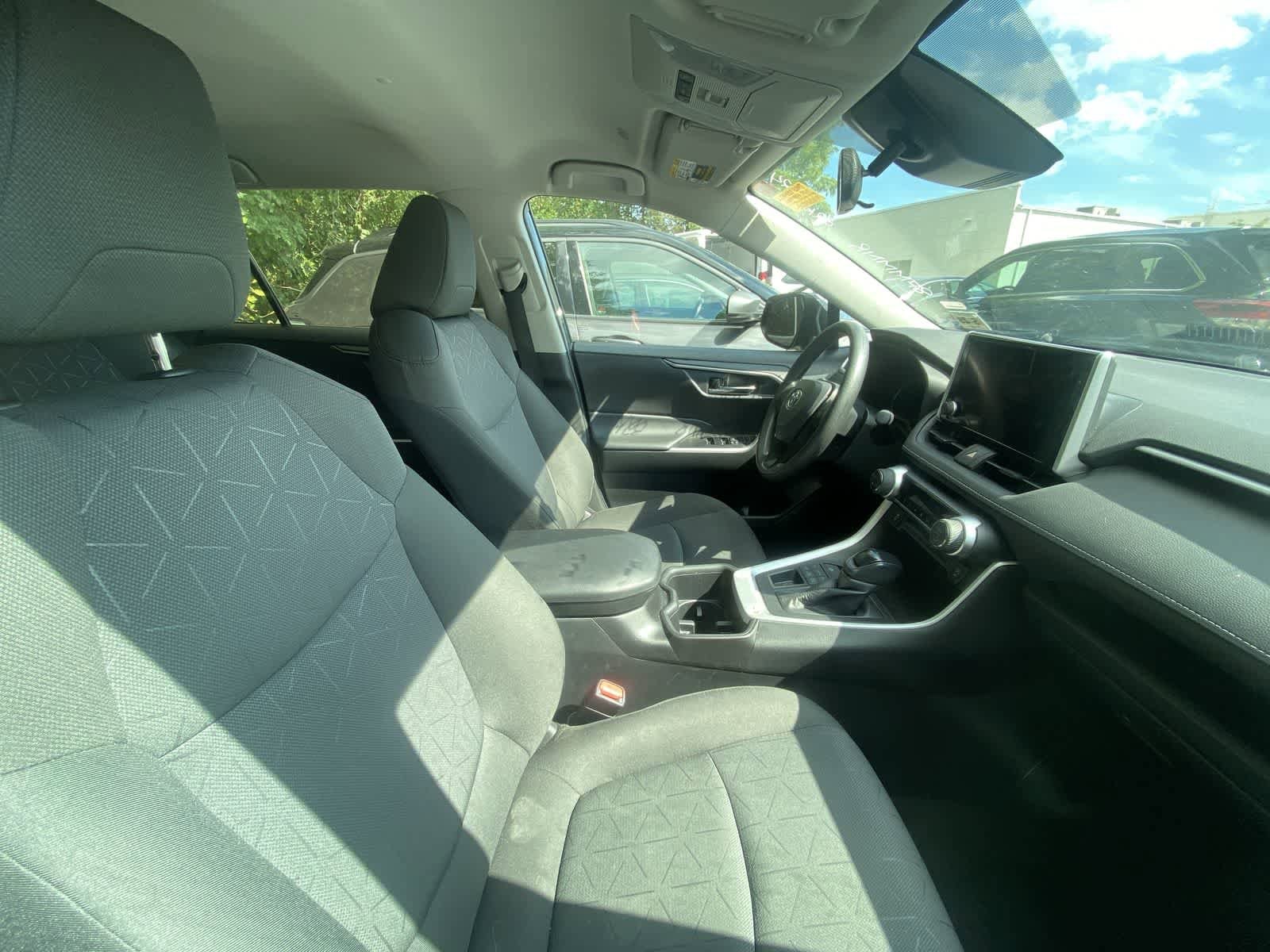 Thumbnail: 2024 Toyota RAV4 - 5