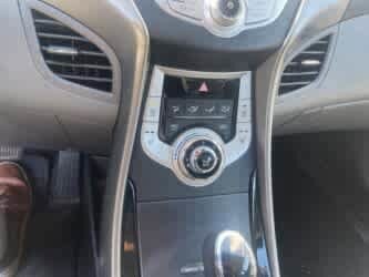 Thumbnail: 2012 Hyundai Elantra - 23