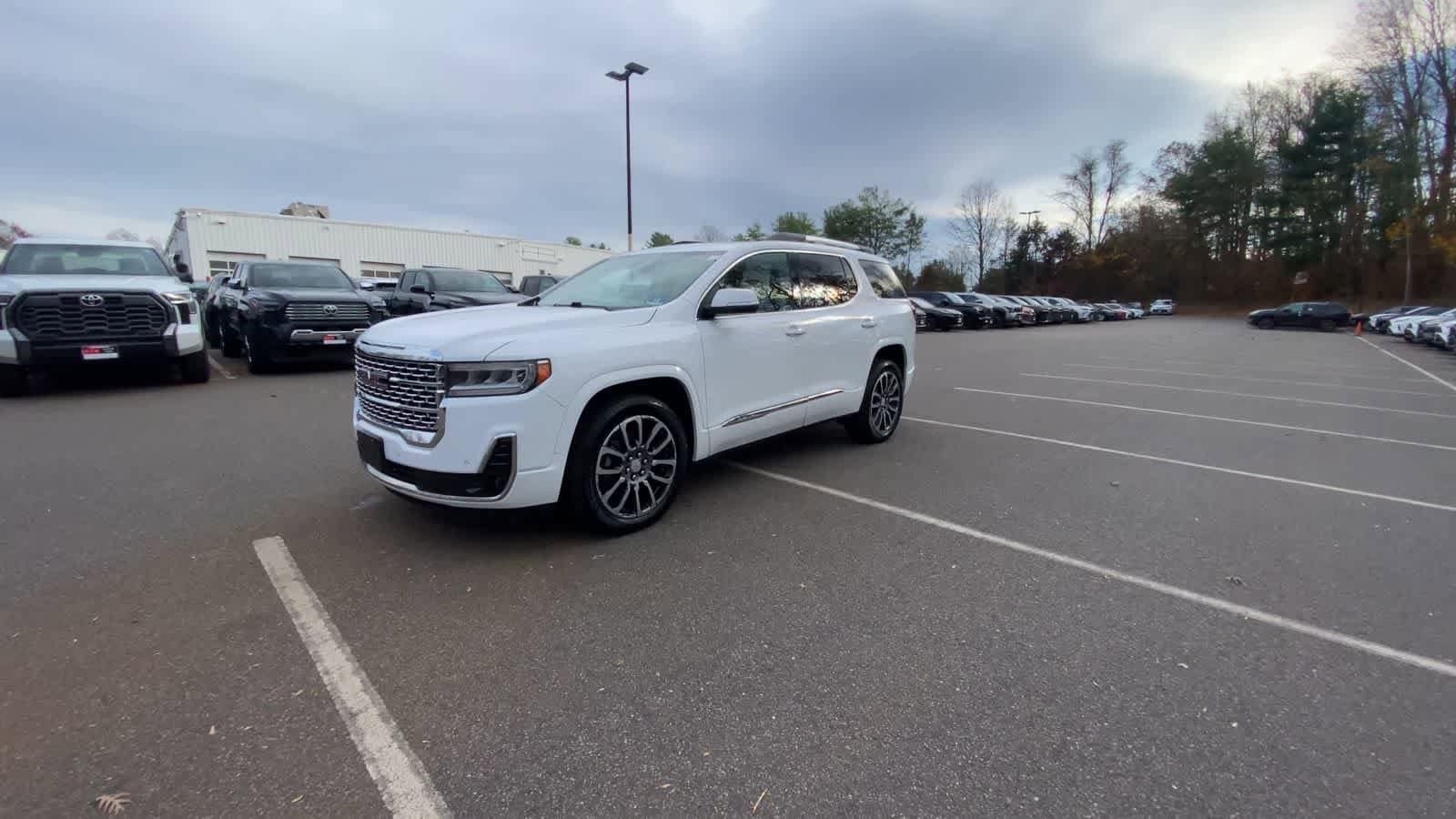 Thumbnail: 2020 GMC Acadia - 10