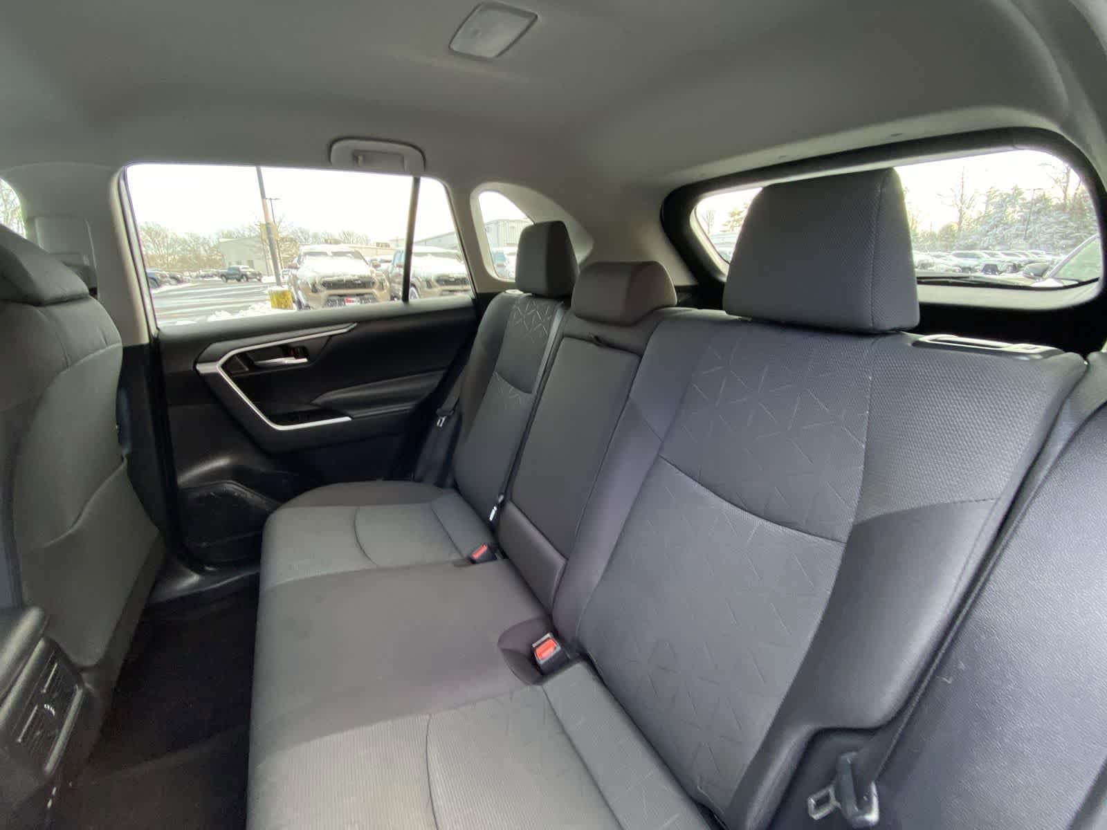 Thumbnail: 2024 Toyota RAV4 - 28