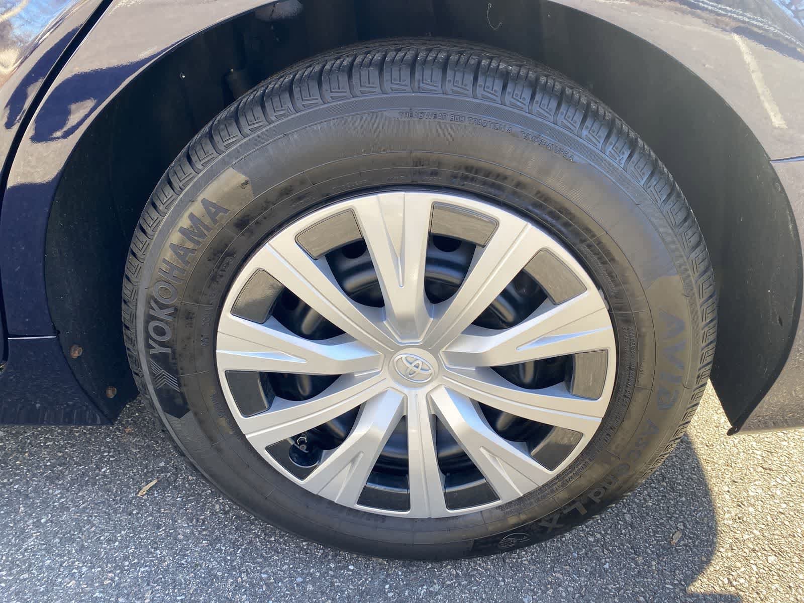 Thumbnail: 2021 Toyota Camry - 13